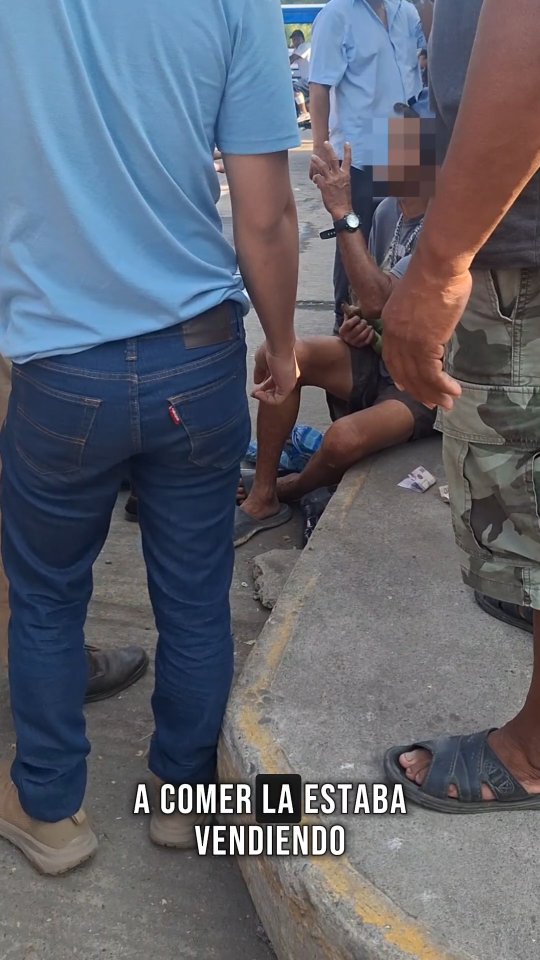 Increíble que estas cosas sigan pasando a plena luz del día y nadie se atreva a hacer nada al respecto
#educacionambiental #medioambiente #tapachulachiapas