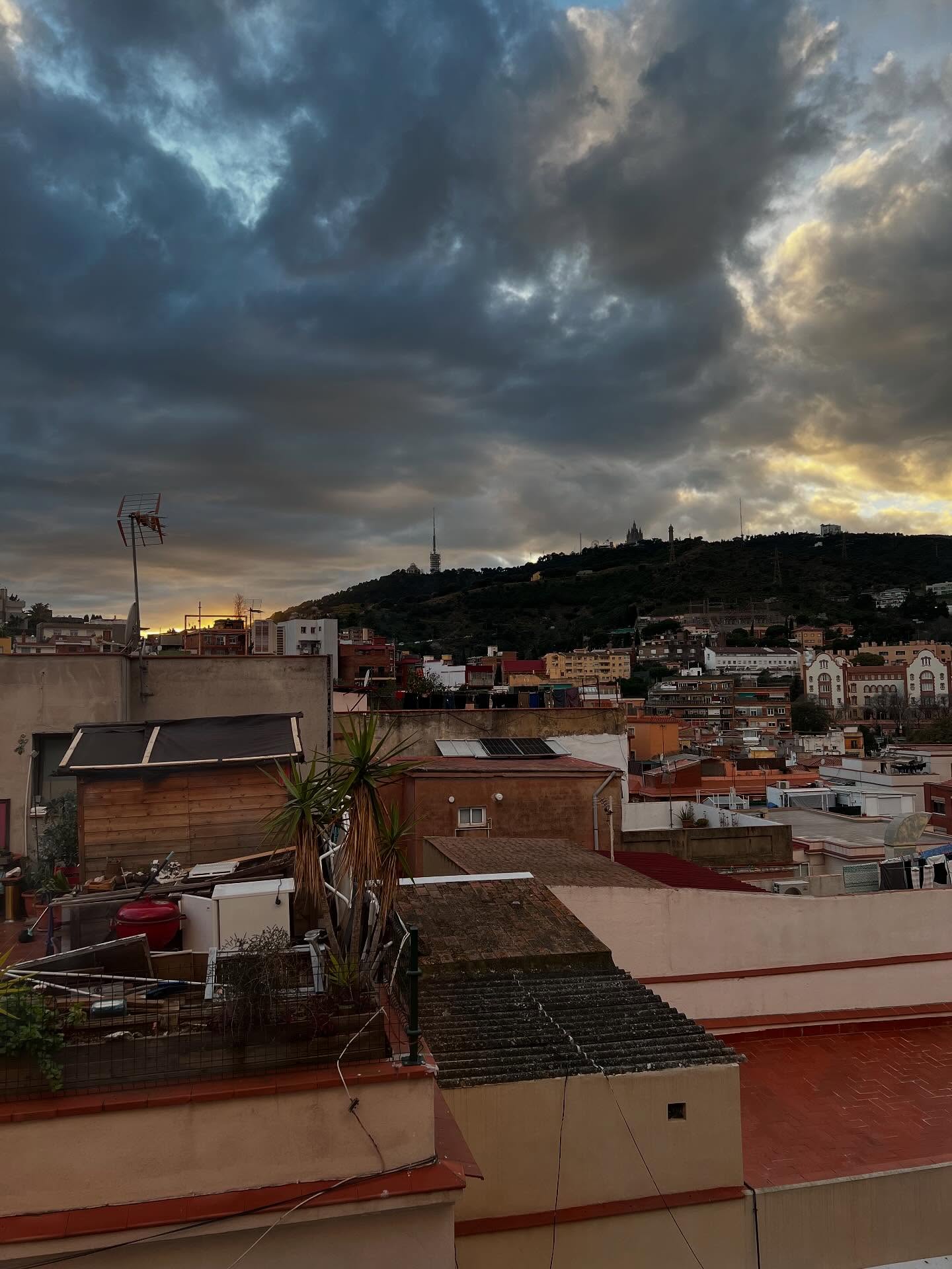 Where have I been, friend? Drinkinā sangria and minding my own business. Currently knee deep in client manuscripts and proposals, with a backdrop of Monte Tibidabo outside my windows, and I love it here. Where you been?
#authorsofinstagram #literaryagent
