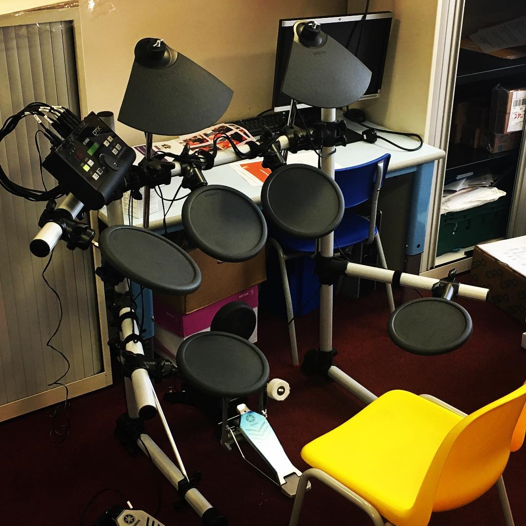 Slightly different morning today...! #drums #electrickit #yamaha #music #teaching