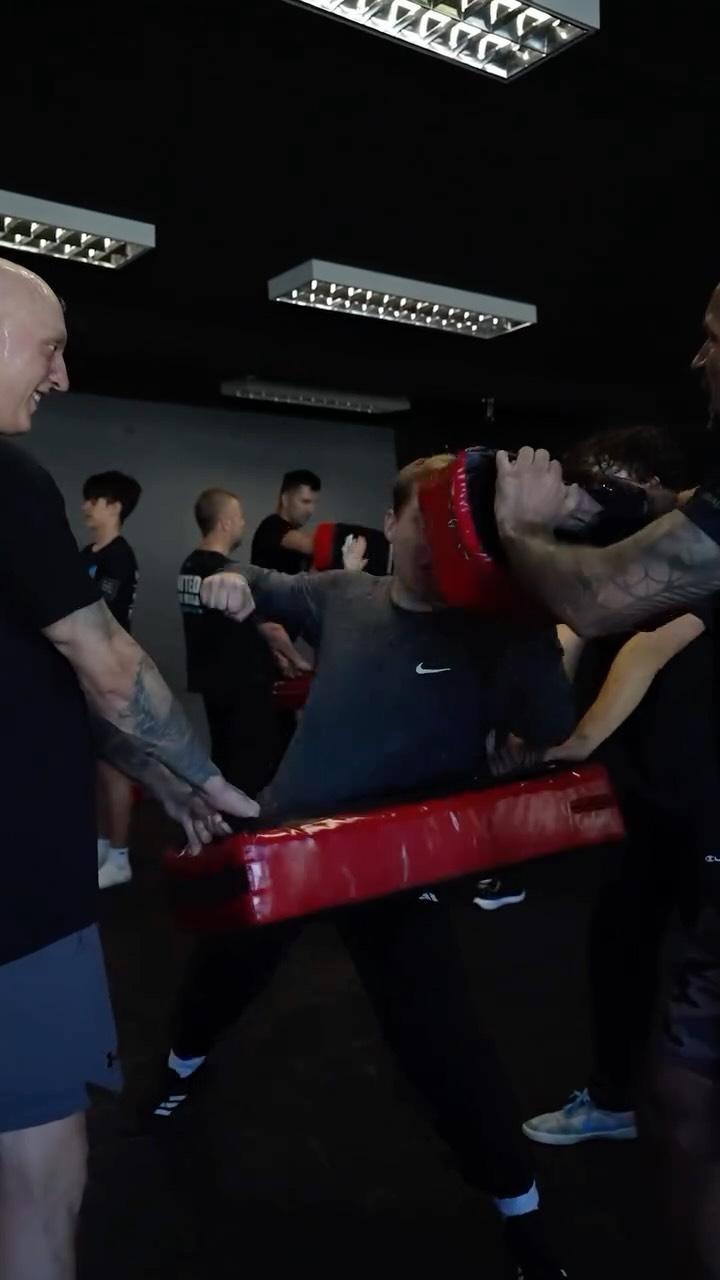 K & K ❤️🔥
#kravmaga #warszawa
Zajęcia z samoobrony w Warszawie, polecani Instruktorzy, treningi grupowe i indywidualne