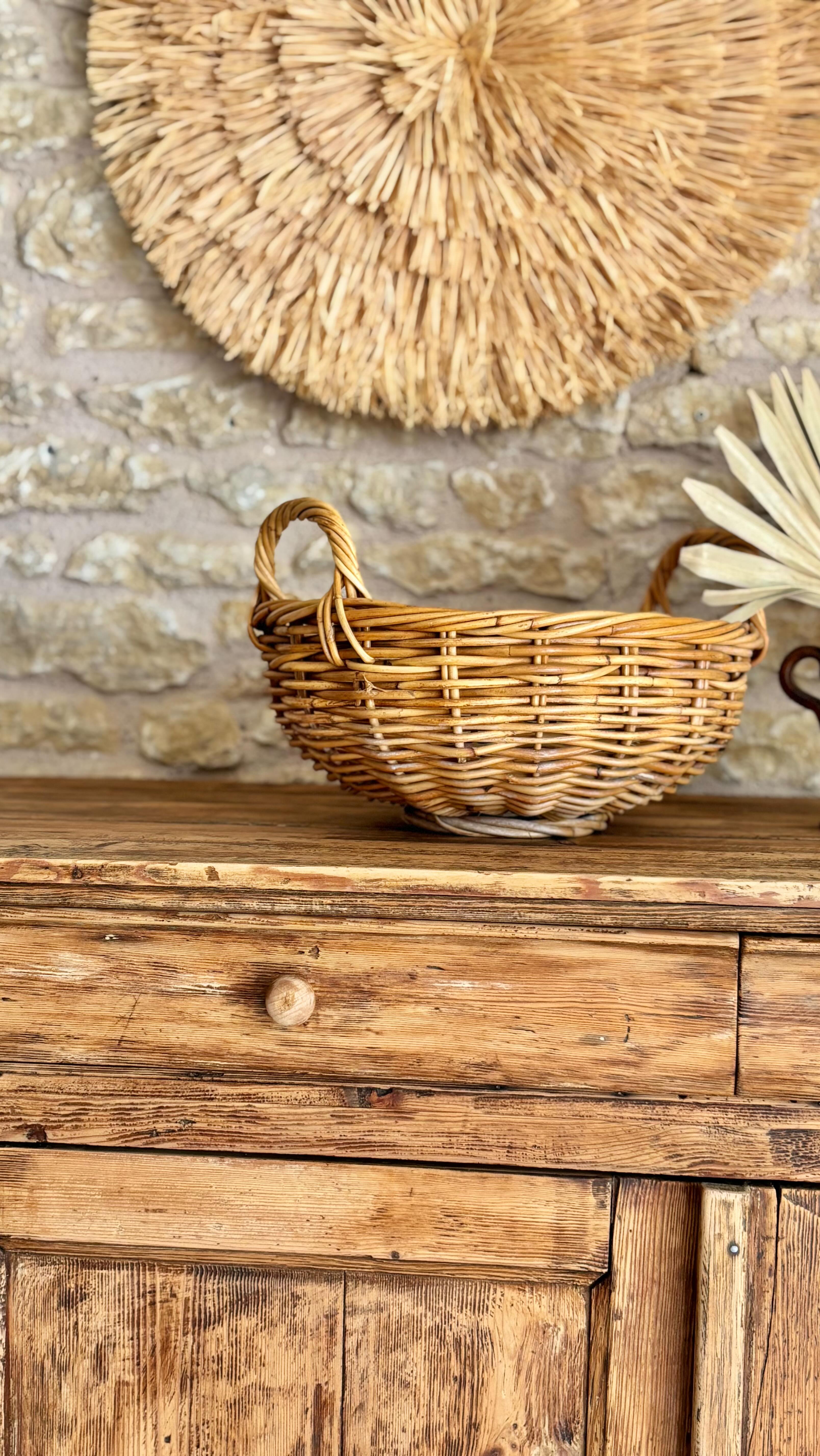 Achille ❌ 🤎
Longueur : 128,5cm
Hauteur : 102,5cm
Profondeur: 53,5cm