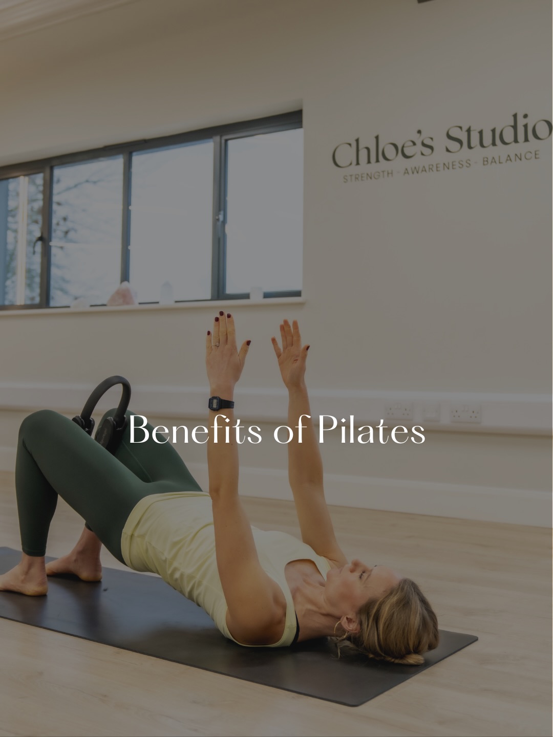 💚Pilates benefits 🤍
Pilates isn’t just about slowing down. It’s about building deep, intelligent strength from the inside out.
Through controlled, intentional movement and breath-led precision, Pilates strengthens your deep core muscles, supports your spine, and improves posture and alignment. It develops strength without overloading the joints, making it both powerful and sustainable.
It enhances muscle tone, control and coordination while building true body awareness so you move better not just in class, but in everyday life.
Pilates supports rehabilitation, long-term movement health, and resilience. Small, focused movements really do create big results, especially when you stay consistent.
If you’re local to the Cotswolds, join my Pilates classes at Chloe’s Studio:
• 9.30am Monday, Tuesday, Wednesday Thursday
And if you’re not local, you can access Pilates classes on my online subscription so you can build strength and feel aligned from home in a way that feels supportive and sustainable 💚
#pilatespractice #corestrength #pilates #movementforeverybody #onlinefitness