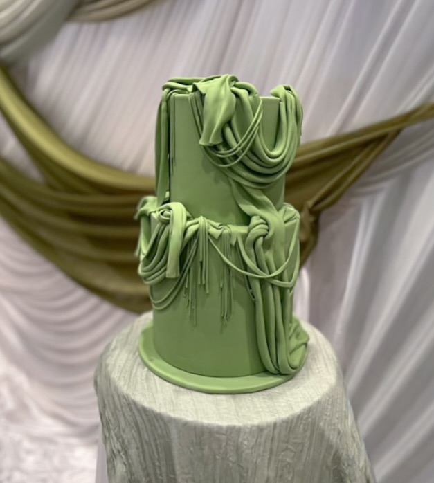 Draped Goddess
Throwback to another stunning Wedding Expo Cake from last year, created in collaboration with @popupeventco.
We can't wait to connect with new couples this Sunday! Secure your free ticket now and join the Brisbane Wedding Trail @wedmeweddingtrails.
See you on February 22nd,
⏰ 10am-2pm
📍@theblackbrisbane.
#drapedweddingcake #greenweddingcake #kaikaicakery #goldcoastweddingcake #fondantdrapedcake