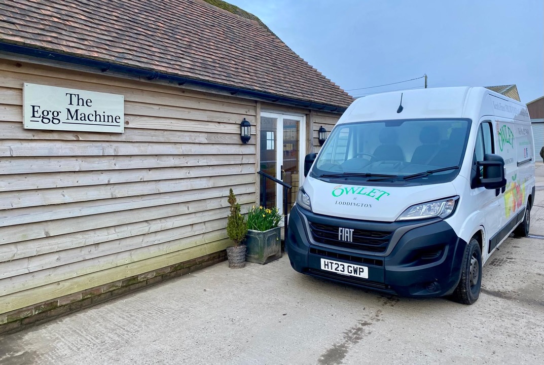 This week we restocked our Cox & Bramley apple juice at the popular Egg Machine 🍎
Fully refreshed and ready for you to grab on your next visit!
📍Bank Farm, Ashford, TN25 7DF
#owlets #loddingtonfarm #eggmachine