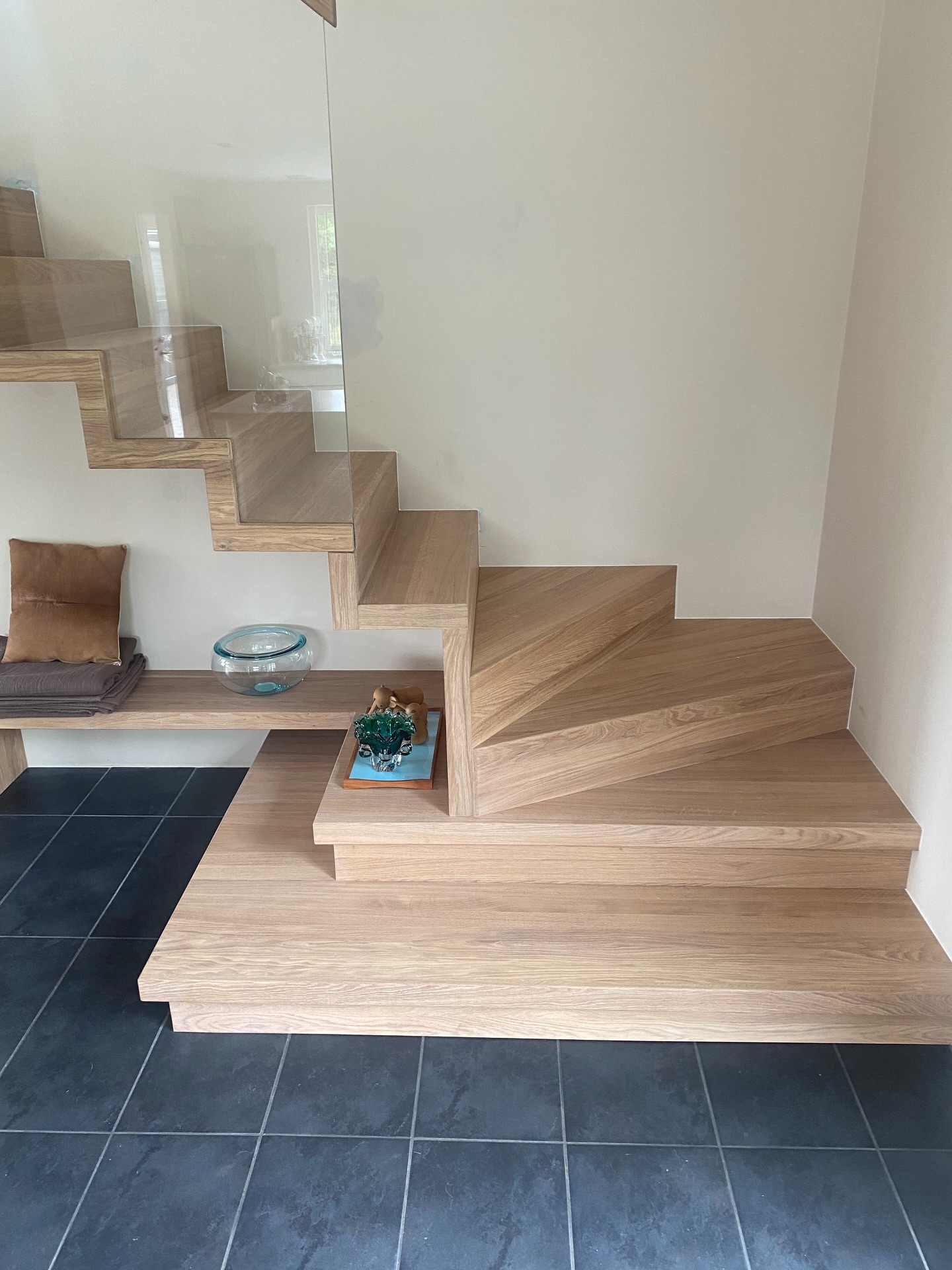 🤔☝️👍
#staircasefriday #stairsideas #stairsdesign #trapp #modernehjem