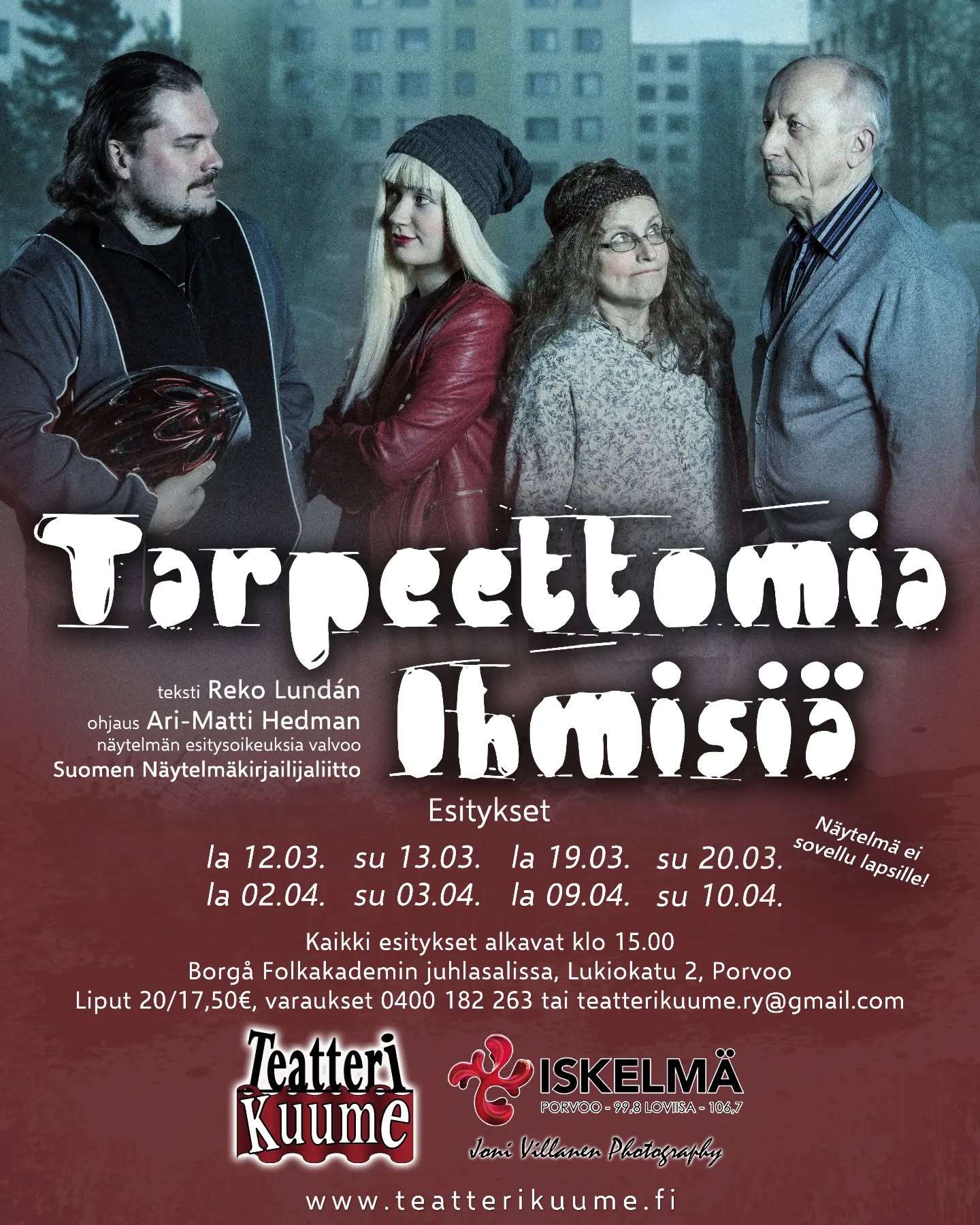 Kolmas kerta toden sanoo?
Tuleeko tarpeettomista vihdoin tarpeellisia?
Nyt alkaa vahvasti näyttää siltä! 🎉
Lämpimästi tervetuloa katsomaan Teatterikuumeen esittämää näytelmää TARPEETTOMIA IHMISIÄ
Teksi: Reko Lundán
Ohjaus: Ari-Matti Hedman
Esitykset:
La 12.3.
Su 13.3.
La 19.3.
Su 20.3.
La 2.4.
Su 3.4.
La 9.4.
Su 10.4.
Kaikki esitykset klo 15.00. Esityksen kesto väliajan kanssa n. 2h.
Esityspaikka vain kivenheiton päässä Porvoon torilta, osoitteessa Lukiokatu 2, Borgå Folkakademin juhlasalissa.
Varaa lippusi ennakkoon sähköpostilla tai puhelimitse:
teatterikuume.ry@gmail.com
0400182263
20 / 17,50 €
Vain korttimaksu.
Näytelmä ei sovellu lapsille.
Juliste: Joni Villanen
#teatterikuume #teatteri #näytelmä #tarpeettomiaihmisiä #rekolundán #porvoo #borgafolkakademi
