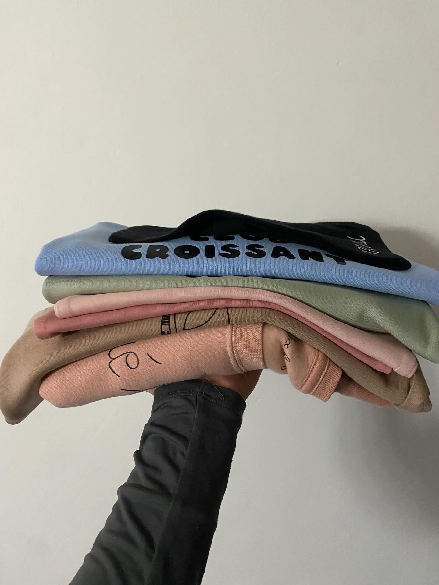 A very cute order 🥐