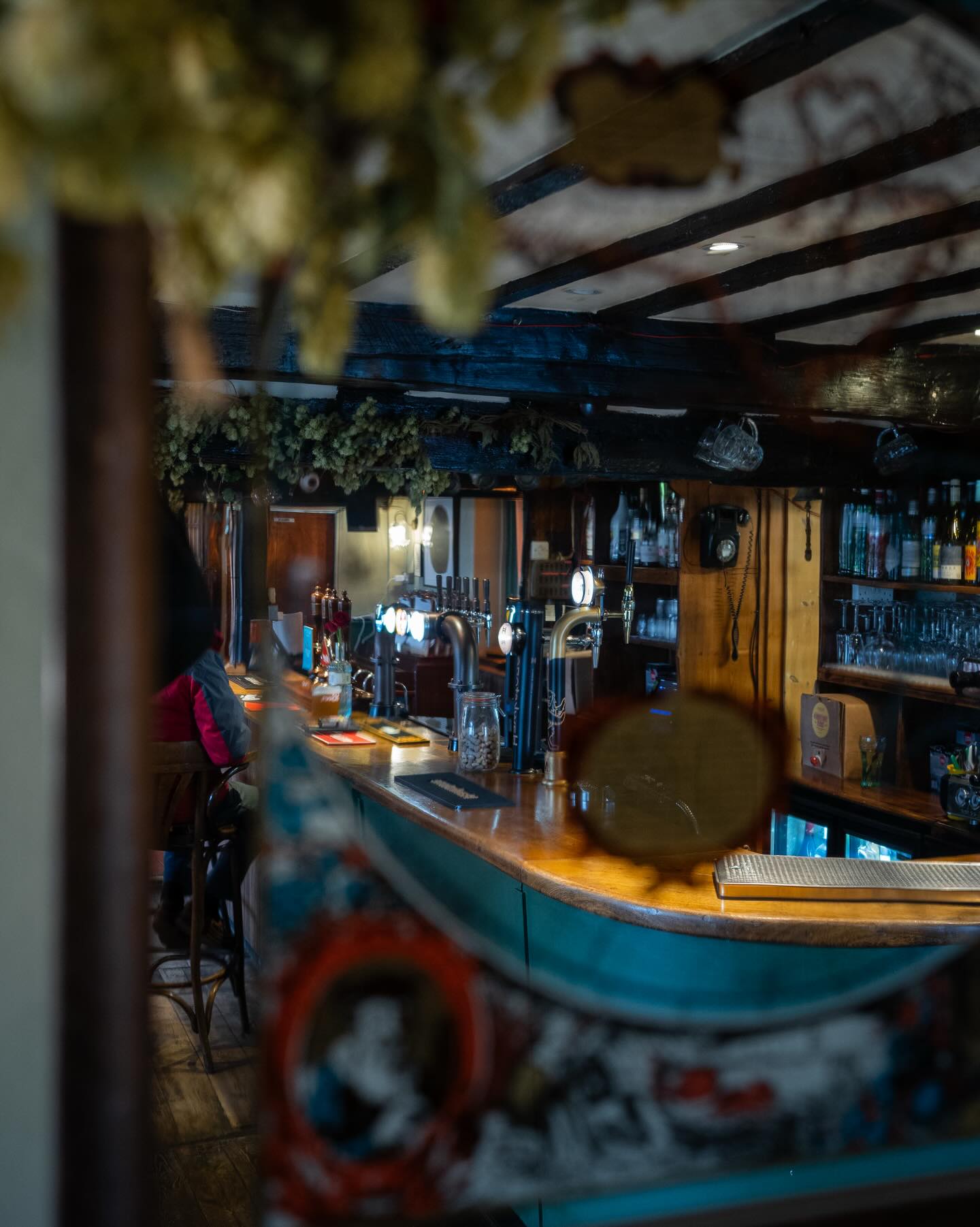 It’s Friday! Meet you at The Cross 🍻🍽️