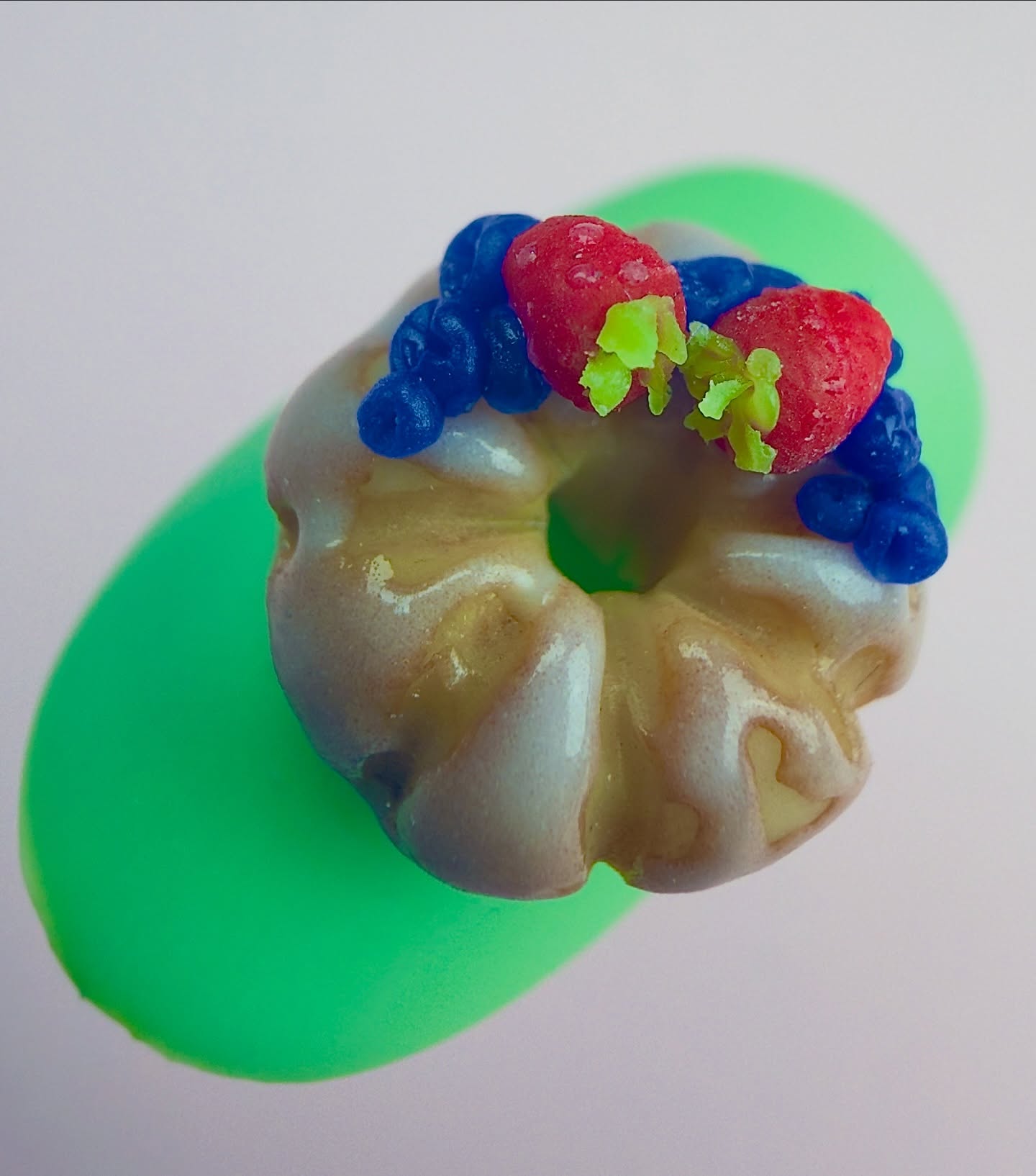 Bundt Cake … is that what it’s called? Another 3D creation. #nails #3dnailart #3dnails