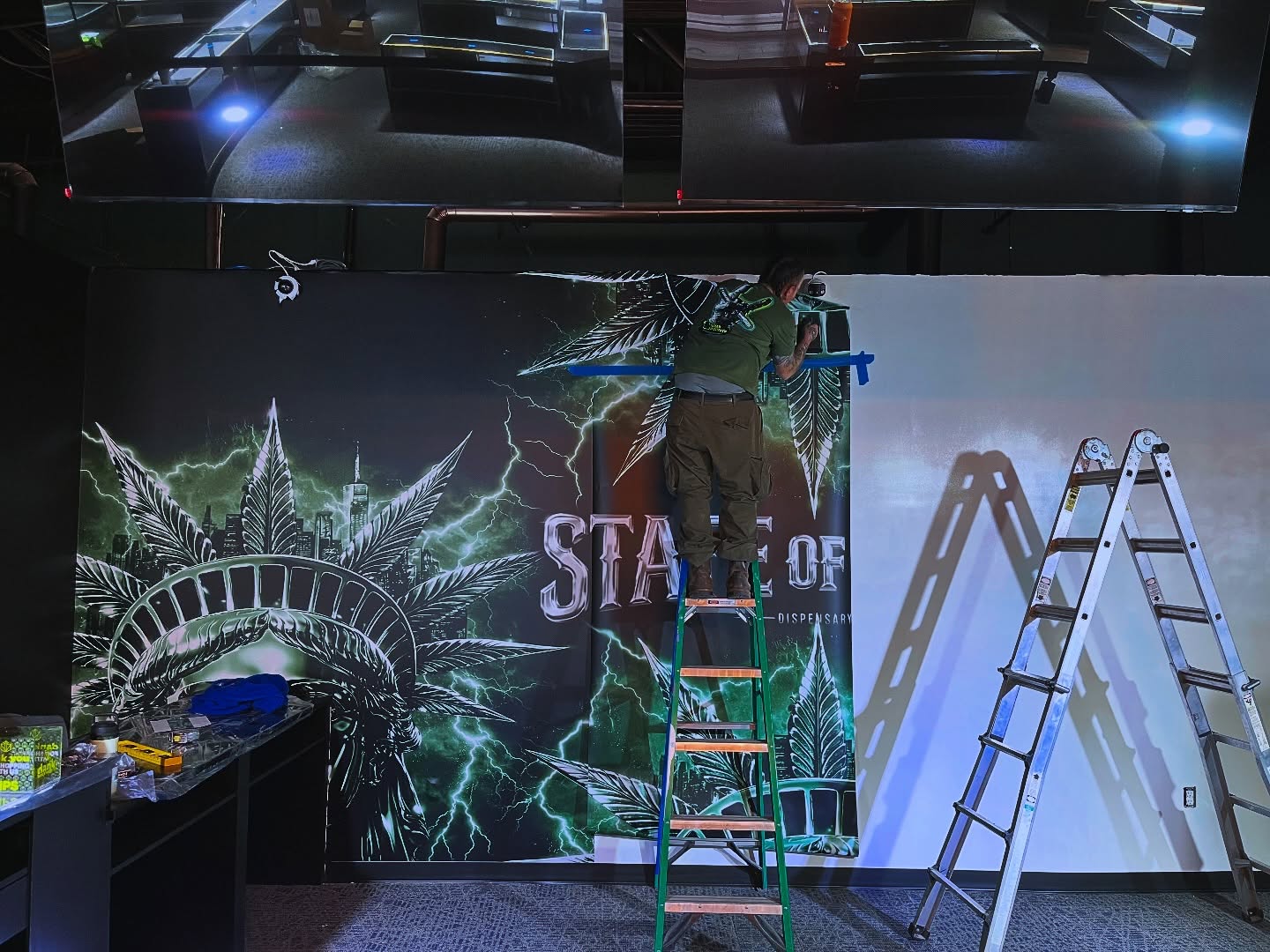 We completed this 30’ wall wrap. Produced with industry leading materials and professionally installed with precision and efficiency.
Stay tuned for the full build out of this location!