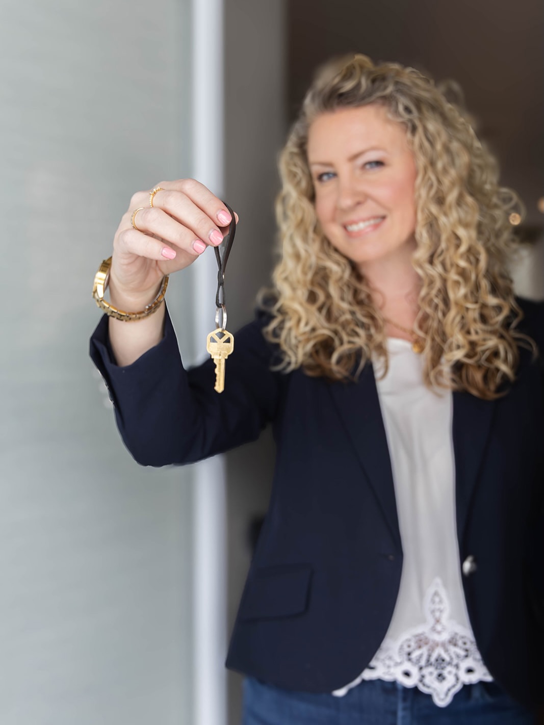 A branding session for the lovely @the.tara.doyle.group — updated lifestyle imagery and timeless headshots that feel fresh, polished, and authentically them. Truly such a lovely group to work with! 🤍
@the.tara.doyle.group
@get.packing.getaways
@emilymathesonrealestate
@hannamdykstra
Branding Session | Photography | Headshots | Lifestyle Imagery | Real Estate