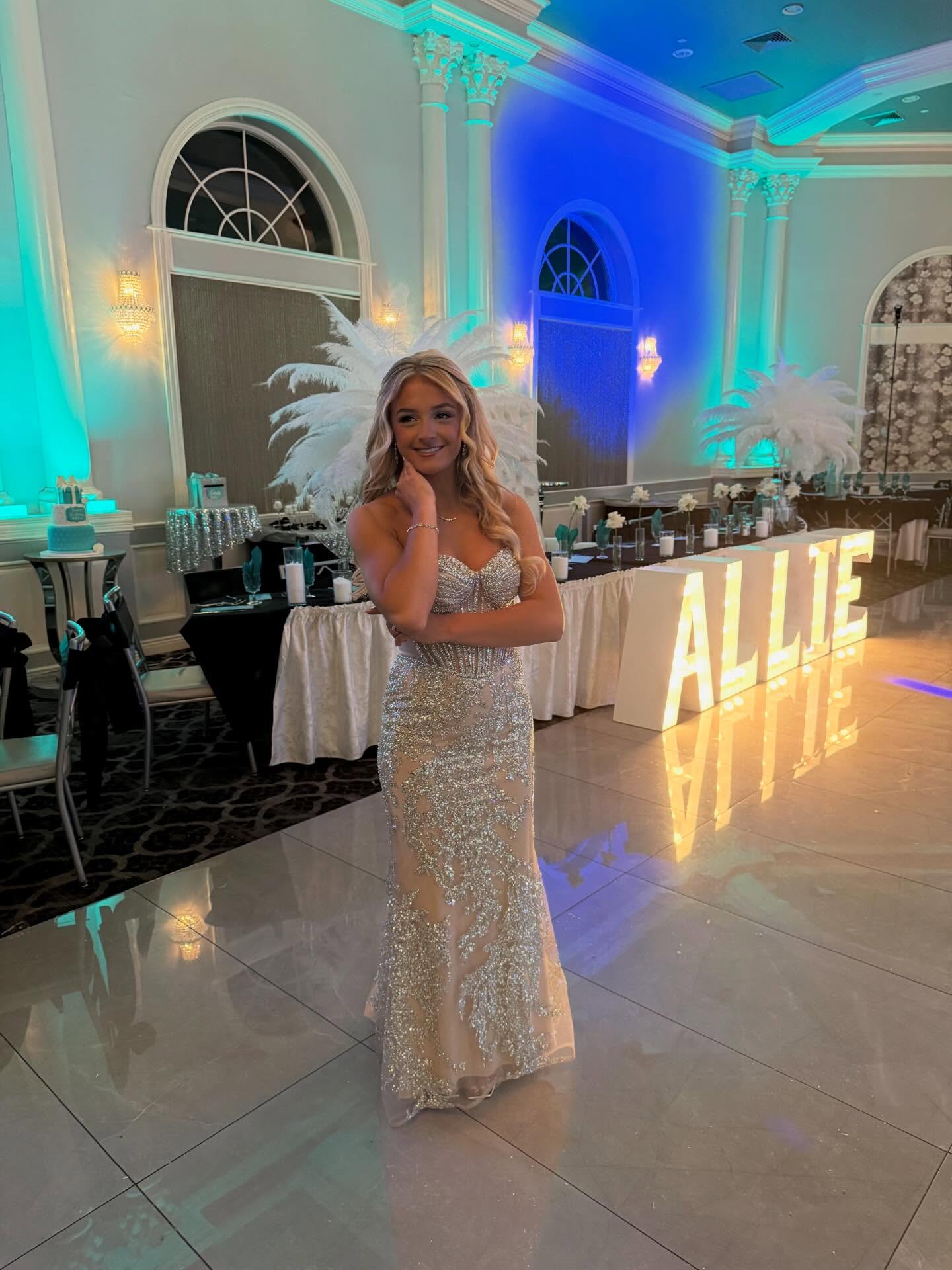 Winter storm got you down? Call the Island Chateau to bring sparkle to your next event ✨
Promotions for 2026 available.. contact us today
📞 718-447-5882
📧 islandchateau@gmail.com
#cateringhall #statenislandcateringhall #statenislandbusiness #notyourgrandmascatering #islandchateau