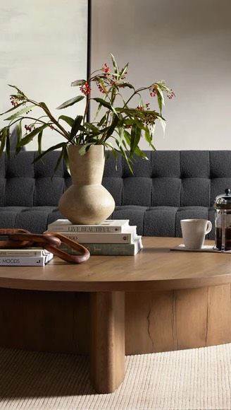 Is it possible that your coffee table is too small?
#interiordesign #interiordesigner #coffeetable #designtips #interiorstyling