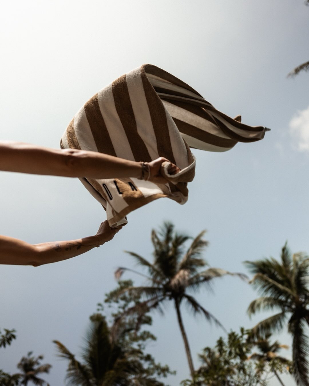 A place shaped by light, texture, and the rhythm of the jungle —
with thoughtful design and beautifully crafted food at the center of it all.
We spent a few beautiful days at @sola.srilanka — and didn’t want to leave🥹
#solaexperience #srilankastay #islandlife #ahangam #boutiquestay