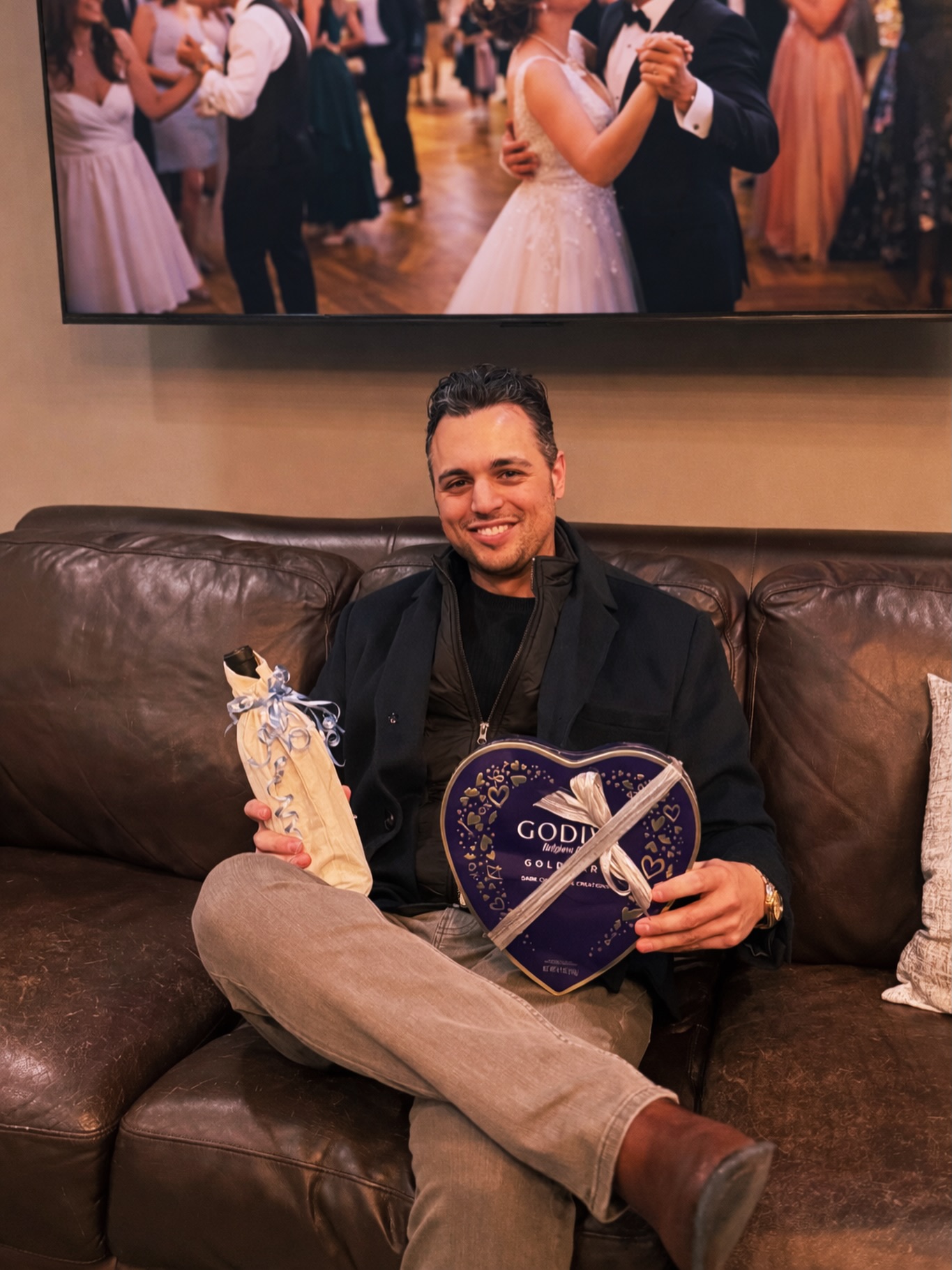 Last night’s staff meeting was a reminder of how dedicated this team truly is.
A special shoutout to @philip3wp , who received the most client reviews this past season — an incredible accomplishment and a reflection of the energy, professionalism, and talent he brings to every event.
We’re proud of him.
We’re proud of our entire team.
And we’re grateful for every couple and client who takes the time to share their experience.
The reviews we’re earning aren’t by accident — they’re earned through hard work, care, and consistency!