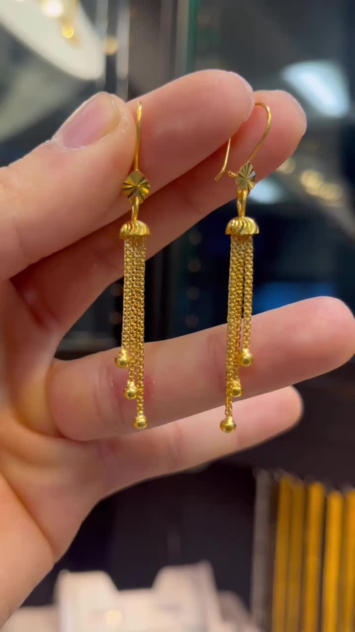 21 kt earrings #giftsforher #gifts #earrings #gold #gold #اريزونا #arabicjewelry #middleeasternjewelry #arabicgold #مجوهرات #21ktgold #ذهب