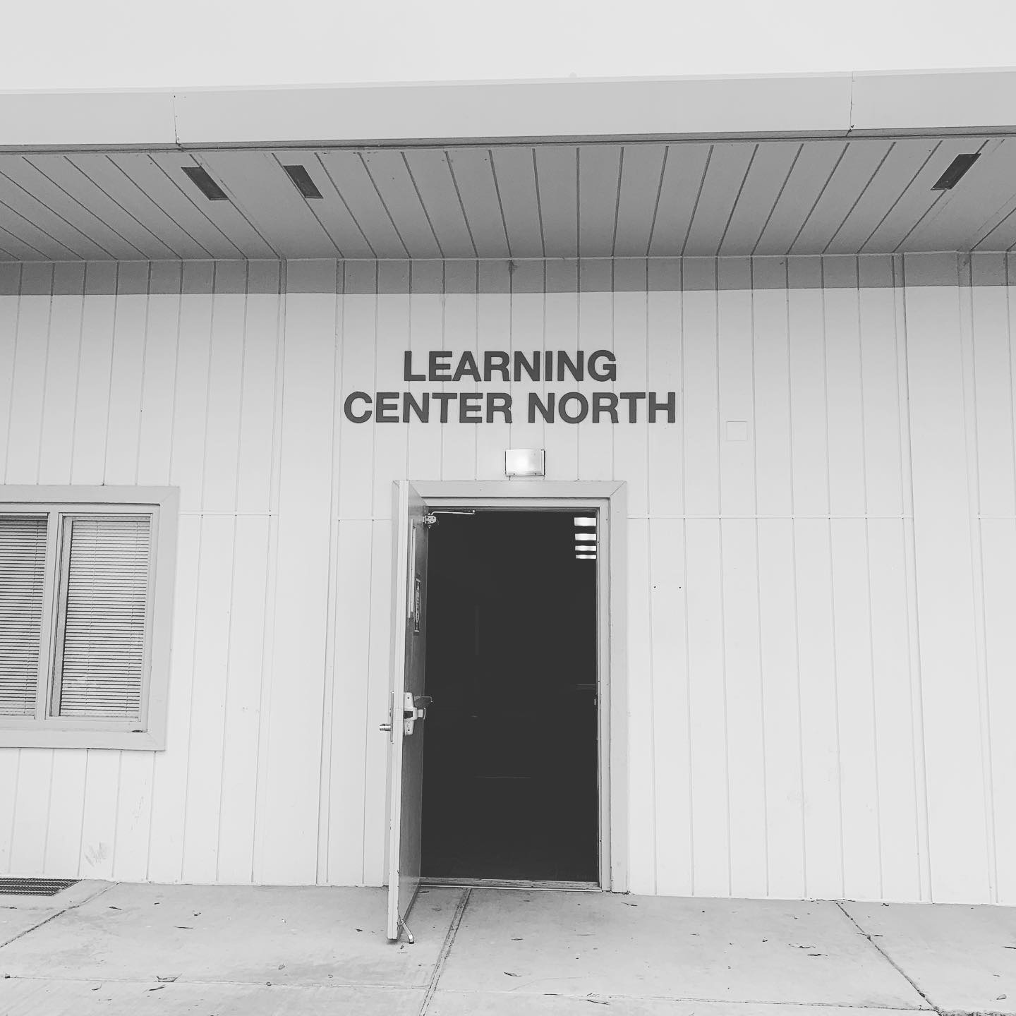 Time to get it done.
So happy to be here working with another amazing school district!!
.
Big thank you to them for having me and for taking on this work!
.
Protecting and guiding our Queer young people is such an amazing journey!
❤️🌈🙏🏼❤️🌈🙏🏼❤️🌈🙏🏼