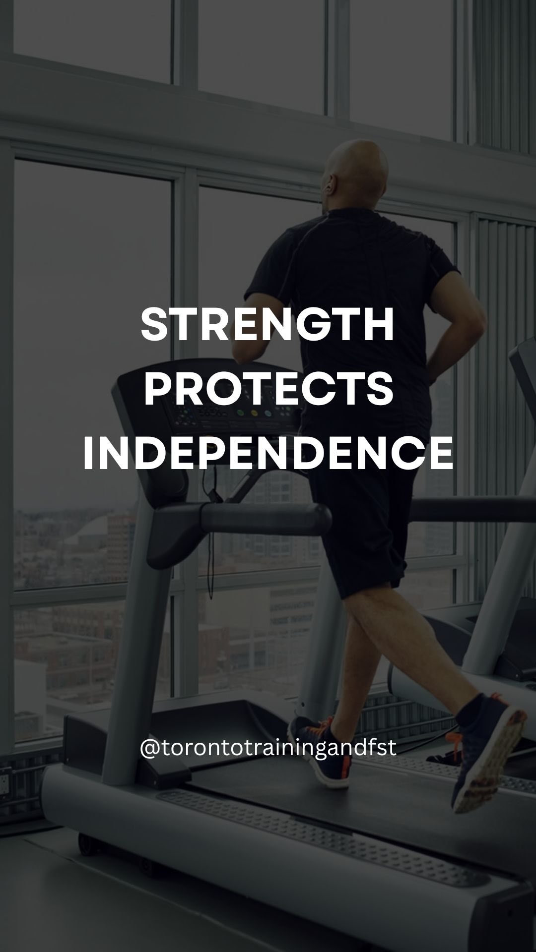 Cardio improves cardiovascular health, endurance, and overall conditioning.
But it does not build the strength required to maintain independence as you age.
Independence means being able to get up from the floor without assistance. Carry groceries without strain. Lift luggage confidently. Maintain posture. Protect your joints.
Muscle mass naturally declines over time. Bone density decreases. Balance and coordination weaken.
Strength training slows that decline. It preserves muscle, supports joint integrity, improves balance, and increases long-term capacity.
Cardio supports your heart.
Strength protects your independence.
Longevity requires both.
#strengthtrain #longevitylifestyle #torontopersonaltraining #torontotrainingandfst
