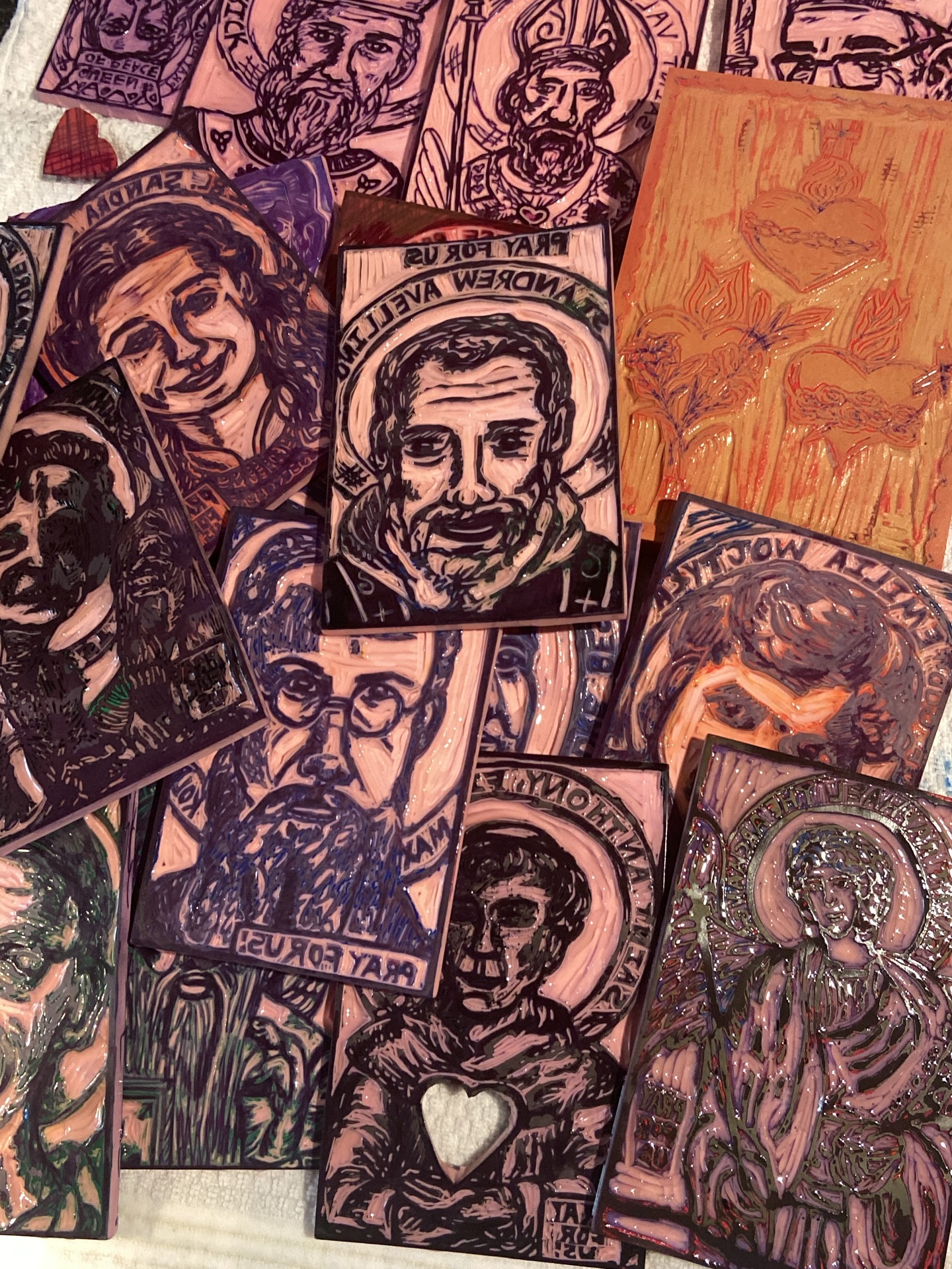 Linocut cleaning day 🙃
Also, how do I have this many blocks already??? I’ve only been making these about a year and half now and a lot more since Carlo Acutis’s and Pier Giorgio Frassati’s canonization in September.
Also included in this carousel post are some examples of what these look like after the block as been printed :)
#linocut #linocutprint #catholic #art #fyp