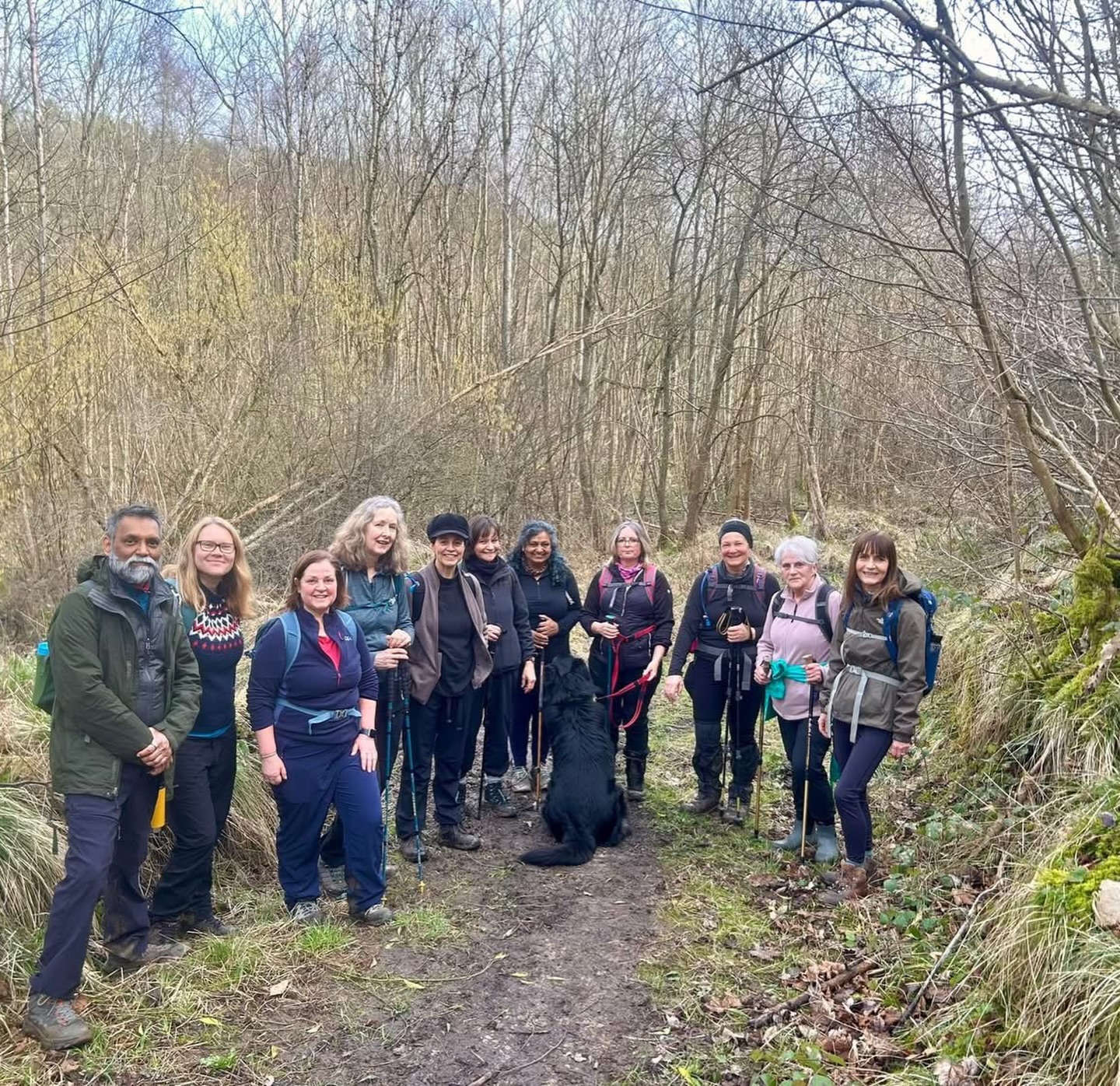 Our Friday walk was a 5 miler through beautiful Pickering Park Wood.
We saw Jurassic seabed cliffs, heard glorious spring bird song, walked through lush woodland and saw the first of the daffodils.
It was great to see some lovely new faces and to welcome back our regulars.
5 miles and 200ft of ascent.
Find all our Friday walks here:
https://www.yorkietalkies.co.uk/yto-friday-walks
#guidedwalks #northyorkshire #yorkietalkiesoutdoors