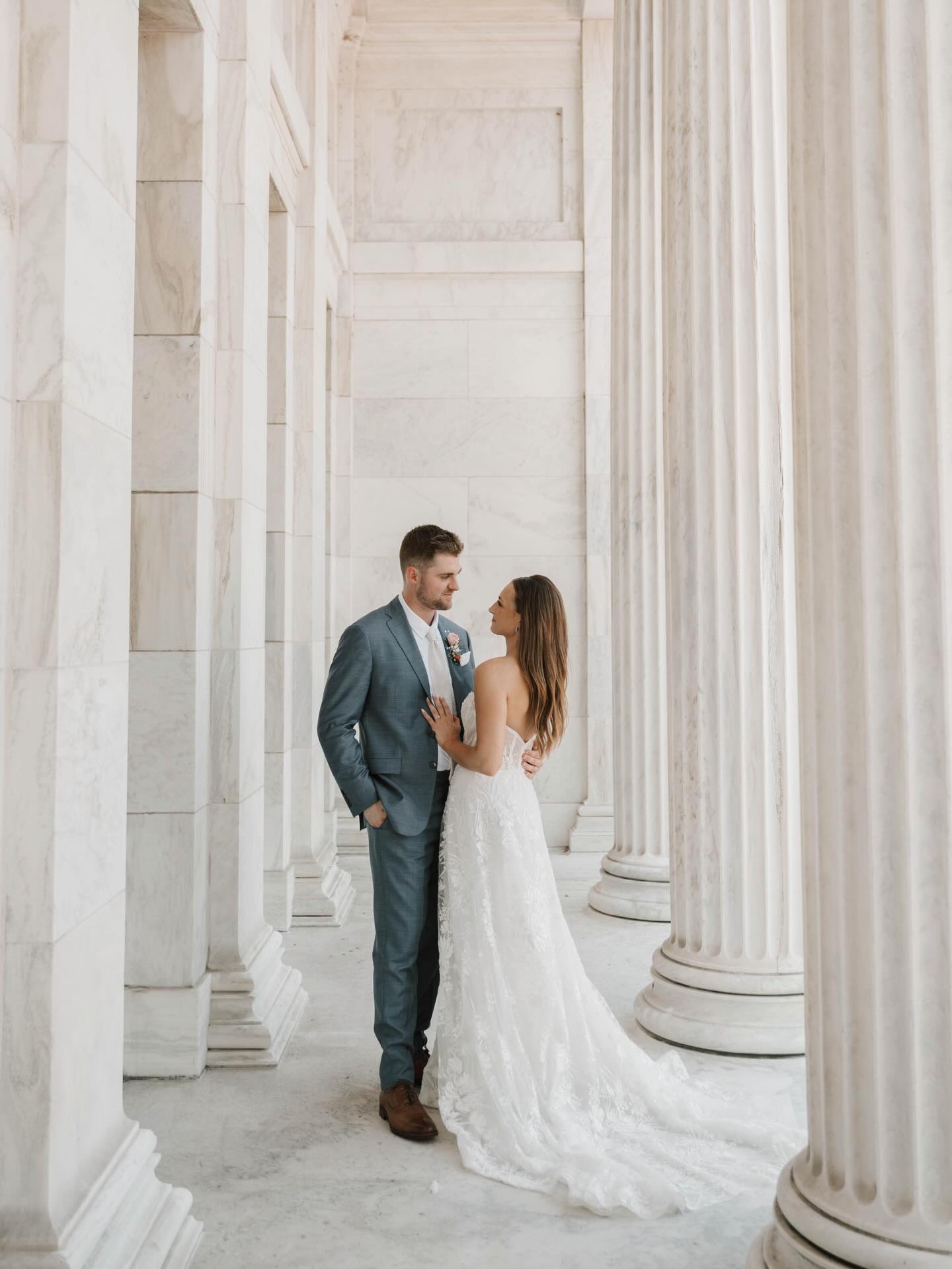 Give me ALLLLL the summer weddings please 😍🕊️🤍🪽⭐️
I loved this day so much. Madison & Ryan, I absolutely adore you both and am so honored to have been a part of your day 🪽
Venue @thetoledozoo @rosarycathedral
Photographer @nataliediverphoto
Coordinator @beefortheday
Second Shooter @photosby.courtney
Cake @mckiddycakesltd
DJ @bookthatdj
Hair & Makeup : Payton Keller & Brittany Davis
Florals @beautifulbloomsbyjen
Decor @pearlsdecor
Limo @limoscene_limo