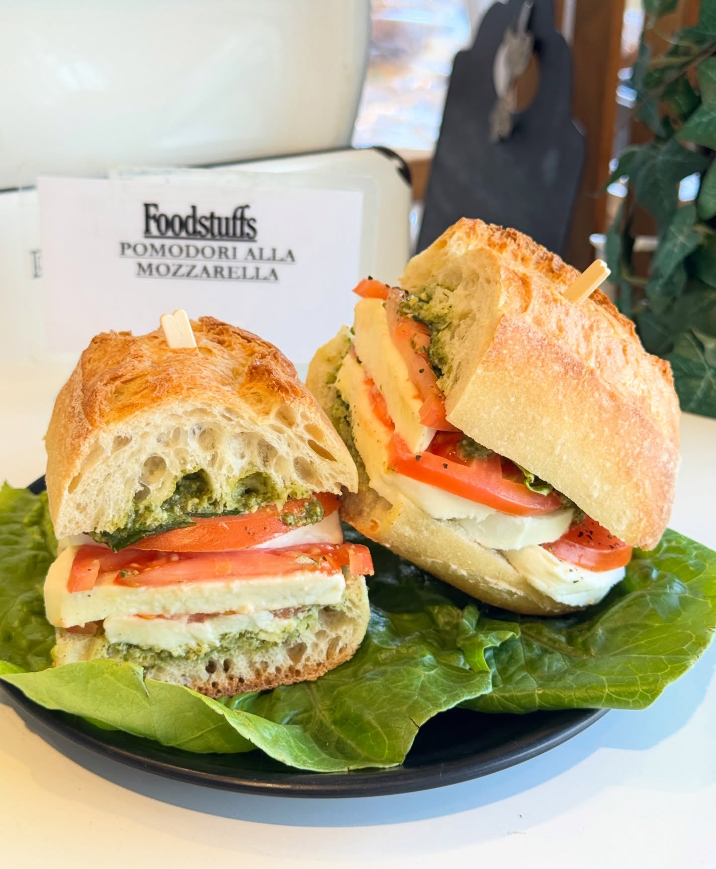 Sandwich of the day 🤤🥪
Pomodori Alla Mozzarella!
📍Evanston