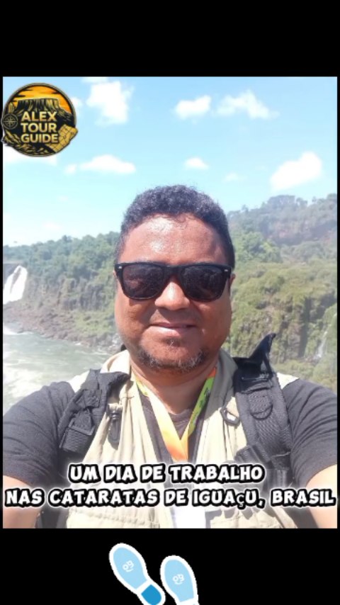 UN DIA NORMAL DE TRABAJO PARA UN GUIA DE TURISMO en las Cataratas del Iguazú comienza temprano, bajo un cielo azul que promete aventuras inolvidables. Con una sonrisa, recibe a los visitantes y los conduce por los senderos rodeados de selva exuberante, donde la humedad del ambiente envuelve cada paso y el canto de las aves acompaña la caminata. Al acercarse al rugido de las cataratas, la bruma refrescante acaricia la piel y, con la luz del sol, aparecen mágicos arcoíris que despiertan la admiración de todos.
El guía explica la historia y la riqueza natural del lugar, mientras señala la majestuosidad del blanco espumoso que cae con fuerza desde lo alto. La energía del agua se mezcla con la alegría de la gente, que ríe, toma fotografías y se maravilla ante la inmensidad del paisaje. Cada mirada refleja asombro y gratitud por estar allí, en uno de los rincones más impresionantes del planeta.
Al final del recorrido, el guía siente satisfacción: ha compartido no solo datos y anécdotas, sino también emociones. Su jornada, marcada por el cielo despejado, los arcoíris brillantes y la felicidad de los visitantes, se convierte en un recordatorio de que su trabajo es abrir puertas a la belleza y al encanto de la naturaleza.
#CataratasDelIguazú #TurismoArgentina #MaravillaNatural #AventuraEnLaSelva #ViajeInolvidable