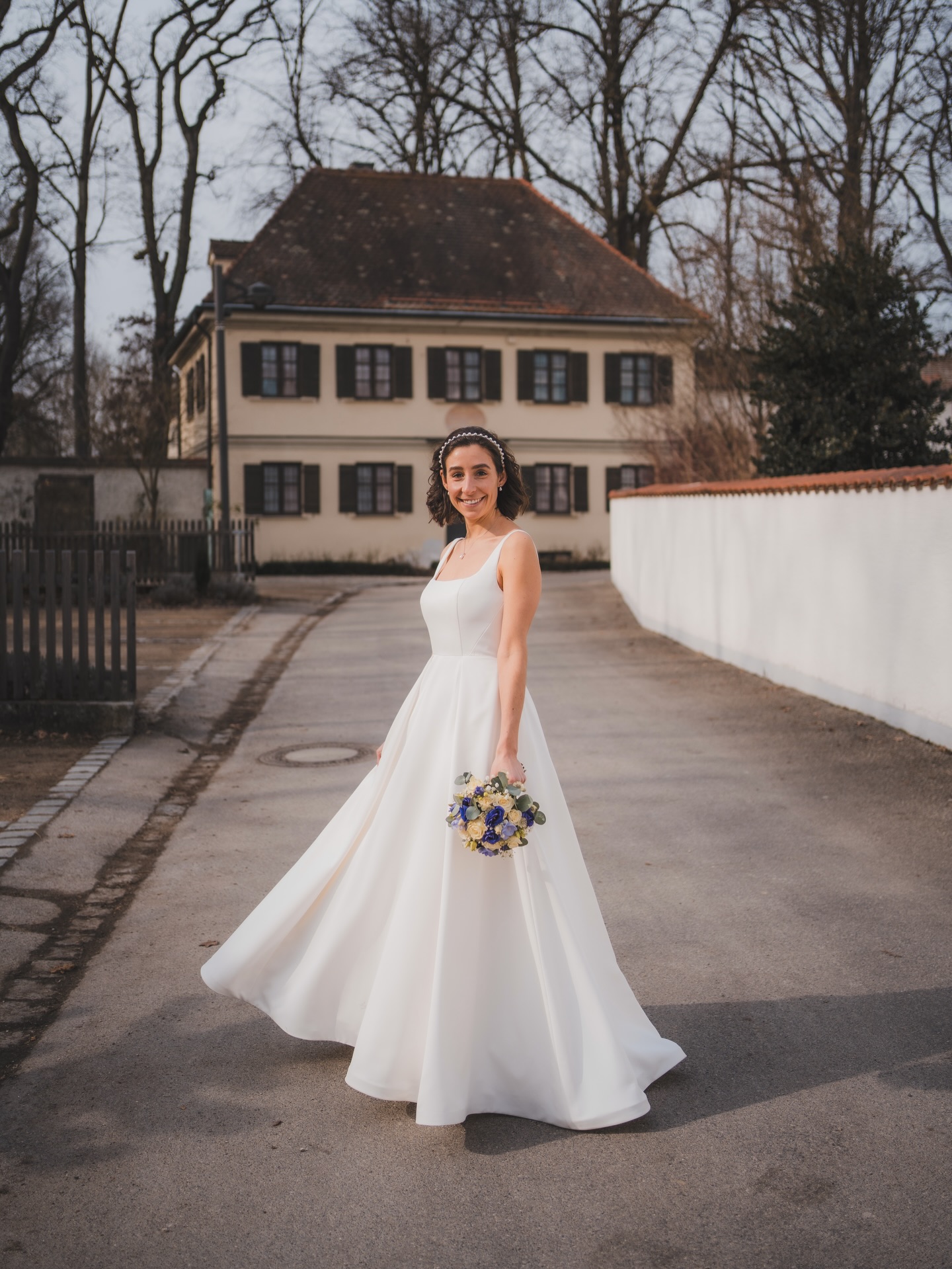 Ich bin immer wieder erstaunt wie toll das Wetter im Winter sein kann 😁☀️
Du planst gerade deine Hochzeit & weist gar nicht so richtig wo du anfangen sollst?
Vielleicht ist mein Newsletter genau das richtige für dich! Dort bekommst du regelmäßig Tipps & meine Erfahrungswerte mit an die Hand 🫶
#hochzeitsfotograf #hochzeitsfotos #hochzeitsfotografie #neuburganderdonau