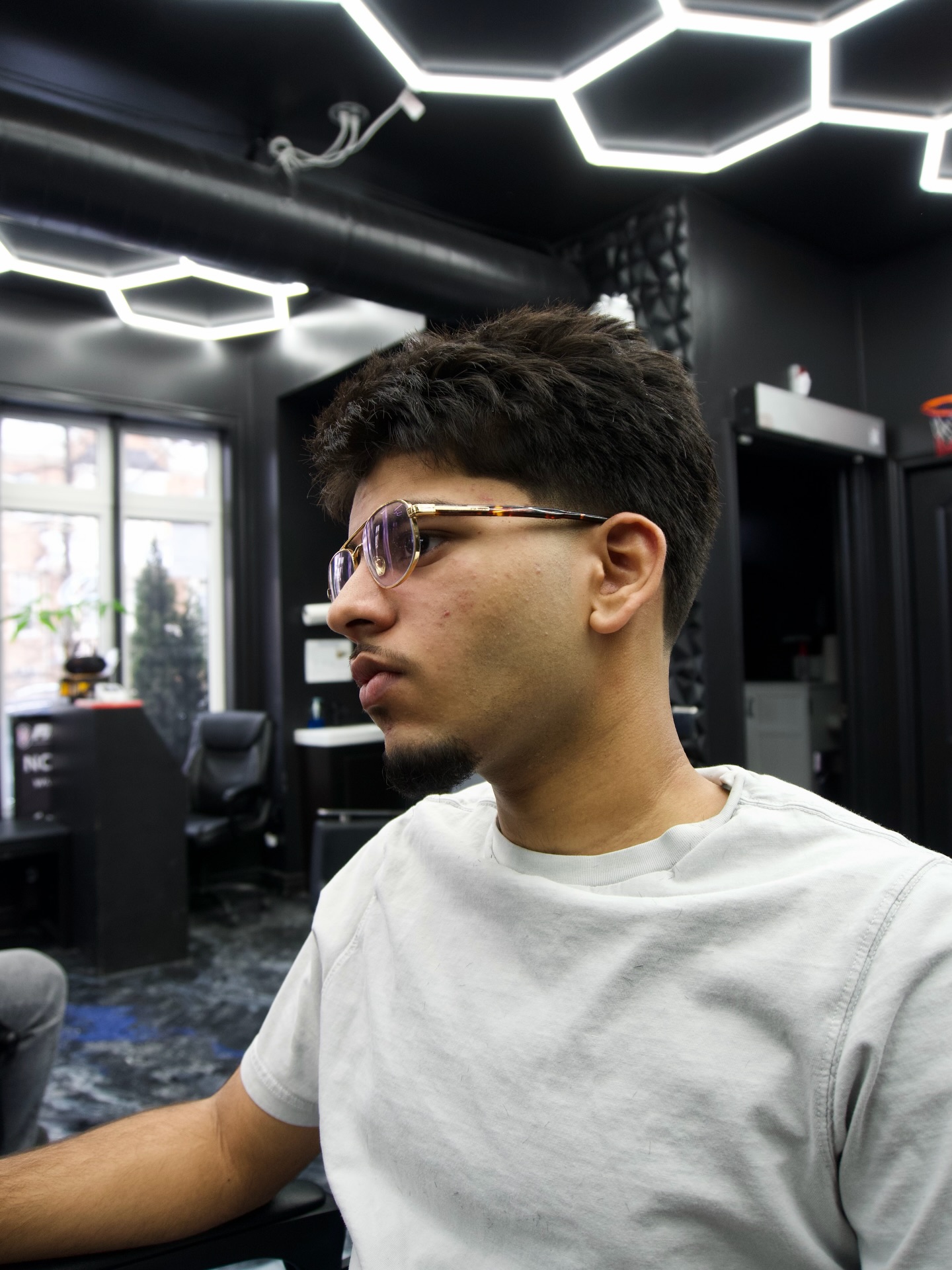 Set the tone🫡
💈First Class Hair Studio | Brampton, ON📍
*** Walk-ins welcome anytime ***
#Bramptonbarber #fade #OntarioBarbers #combover #gentlemenhaircut