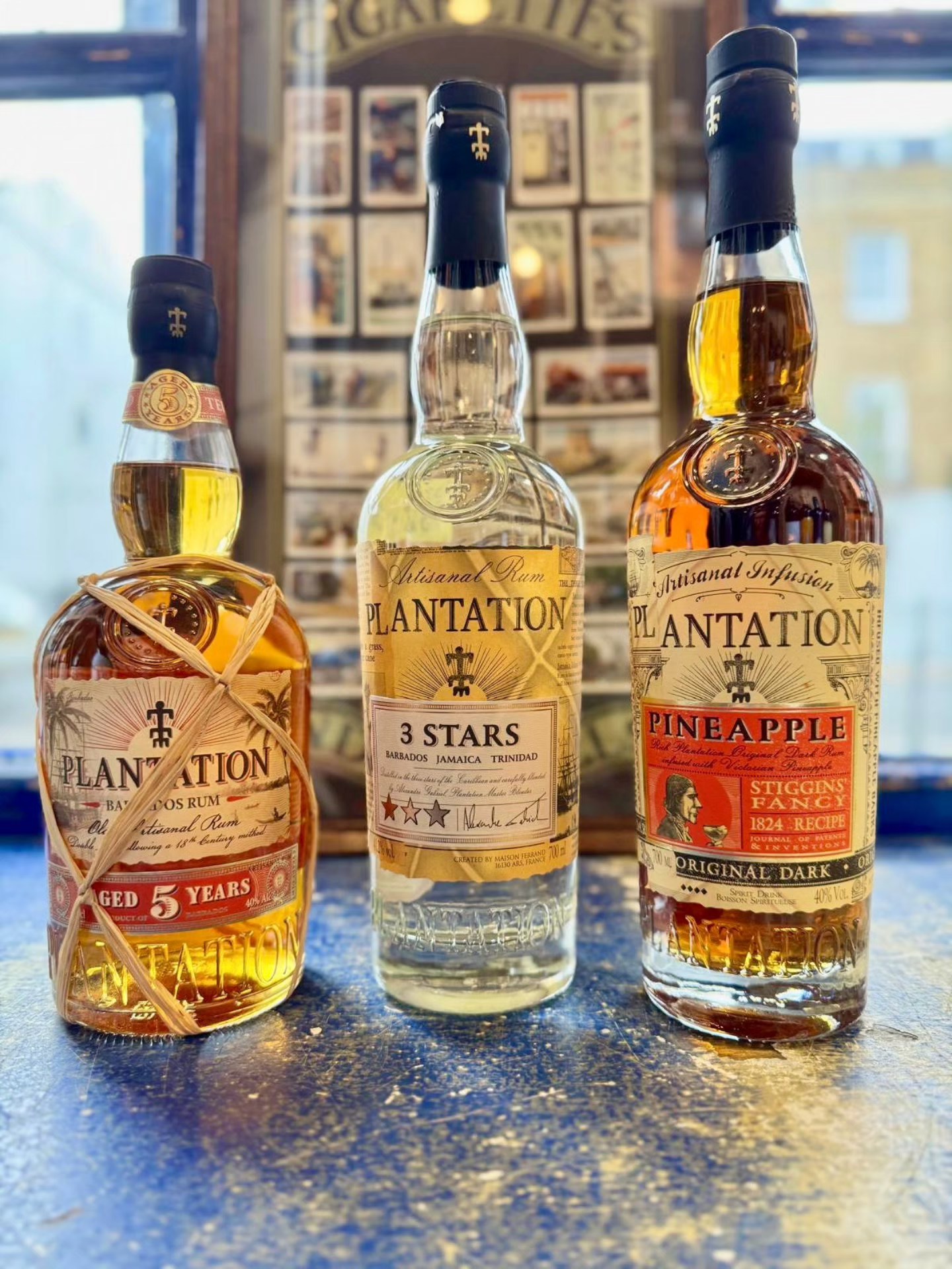 Sippin’ in style with this beautiful trio from Plantation 🥃✨
From the rich depth of the 5-Year Barbados to the crisp 3 Stars blend, and that tropical twist with Stiggins’ Fancy Pineapple 🍍—every bottle brings a world of flavor.
Which one’s your pick for the weekend pour?👇
#PlantationRum #RumLovers #BarbadosRum #CraftSpirits #StigginsFancy #3StarsRum #RumTasting #WeekendVibes #spiritsoftheworld
