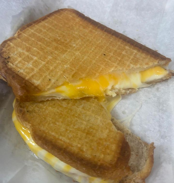 When your craving warm gooey grilled cheese and only have a waffle cone maker…..who knew it would make the crispiest gooiest grilled cheese!!! It’s so good we’re adding it to our menu! For a limited time it’s only $5!
#winterwarmer #cozyfood #grilledcheese #kentisland #savory #comfortfood #happyaccident #ilovetastytoucan