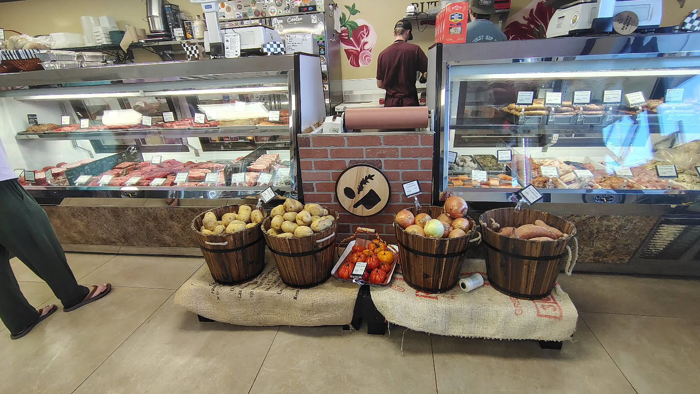 Don't forget to stop by Butcher and Bean when you are in St. Augustine. Locally sourced meat, produce, and our favorite flat white in the area!
@butcherandbean
#EatLocal
#DrinkLocal