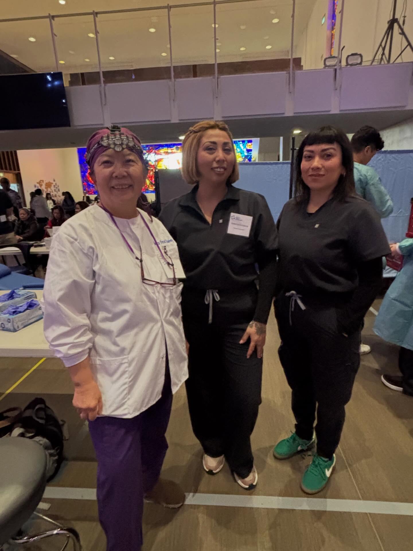 Check out some of our former students volunteering at a local community clinic!
If you are anyone else you know is interested in making a difference in the dental field reach out today with any questions!
#dental #dentist #giveback #volunteer #dentalassisting