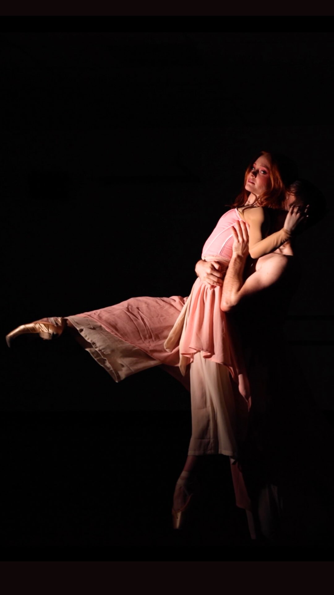 ✨REPOSTING THE OFFICIAL SEASONS TRAILER✨ (lost the audio on yesterdays upload 😭) Please give us a 🤍 or repost if you like what you see 🥹 #ballet #dancers #fourseasons #lgbtq #choreography
Choreo @joshua.a.stayton & Martin Flowers
Film @maeinlovefilms
Edit @thekateflowers