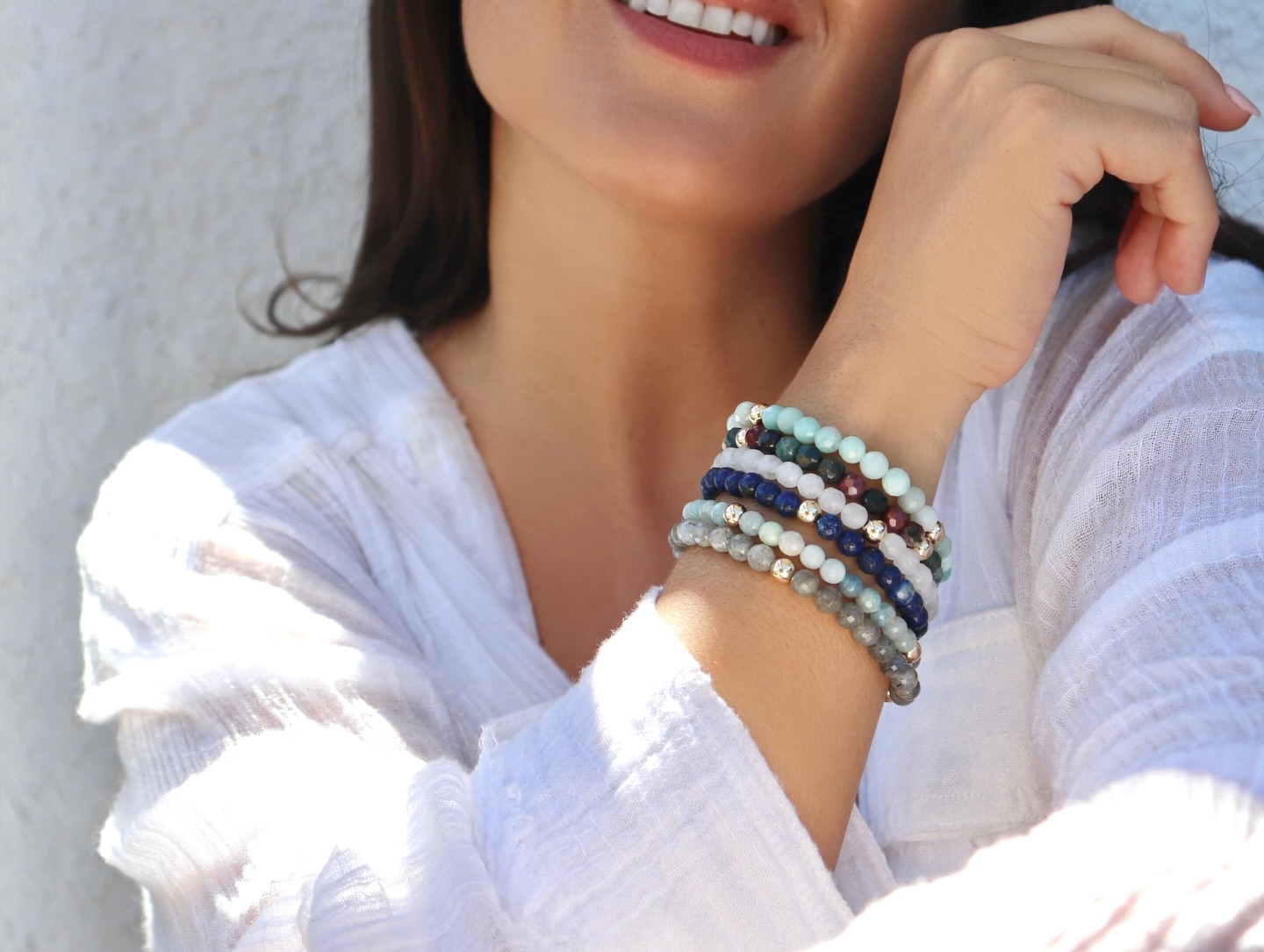 Just over here daydreaming of sunshine on this dreary Rhode Island day 🥲
Spice up your stack with our Trinity bracelet!
#womensfashion #trinity #gemstonebeads