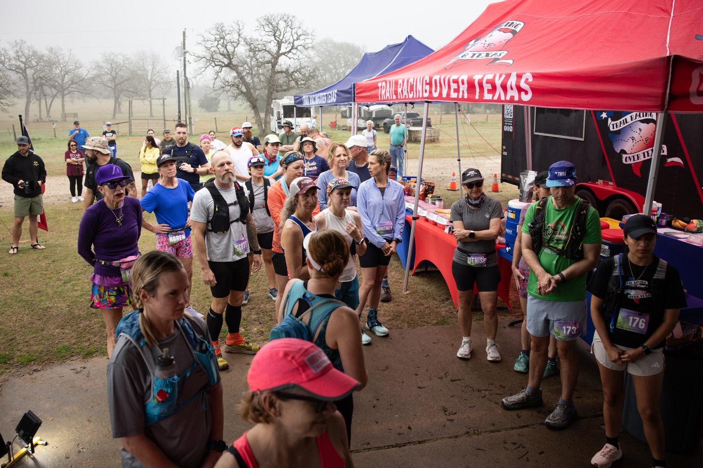 48/100 hours
48 hour runners have kicked off this morning, adding 40 runners and doubling our field!
The 100 hour runners now have some fresh legs to zombie around next to.
#trailracing #jackalopejam #getofftheroad