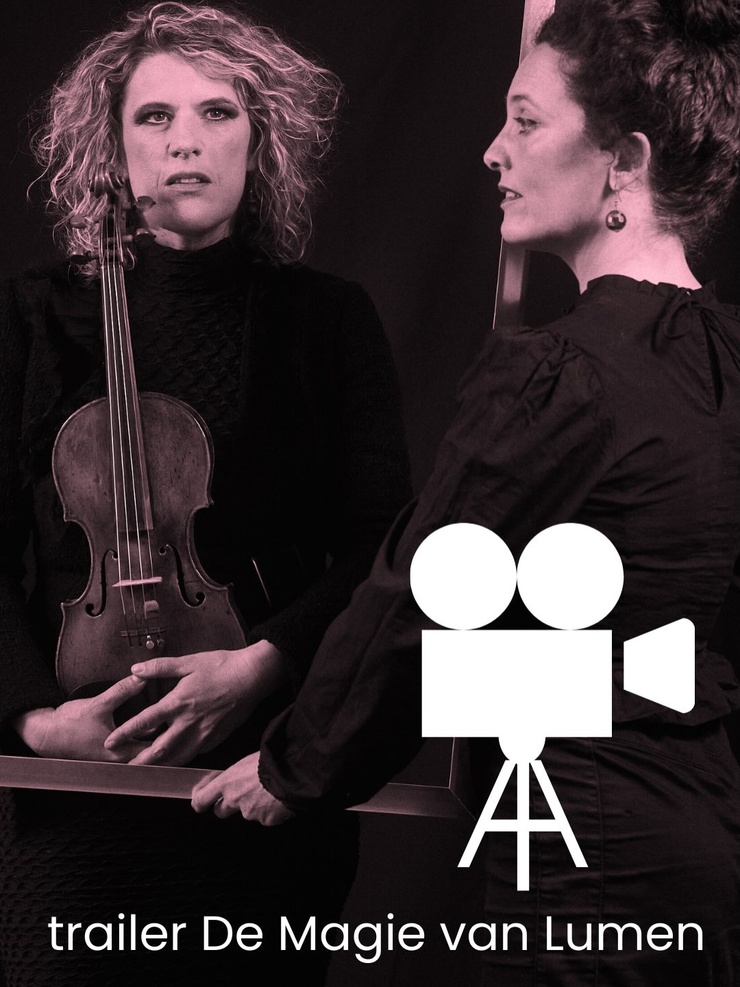 Geniet hier alvast van de trailer van De Magie van Lumen!🪄💡
Een documentaire van Fons de Poel over onze muziek, drijfveren en inspiratiebronnen..
#linkinbio
@evatebbe - harp
@anastasiakozlovaviolin - viool
Documentairemaker Journalist Fons de Poel raakte tijdens het bezoeken van concerten van Lumen Ensemble gefascineerd door het intense samenspel en de verrassende repertoirekeuze van beide musici. In zijn filmportret over Lumen Ensemble raakt hij de snaren van het muzikale verbond tussen Anastasia Kozlova en Eva Tebbe, want zonder het van elkaar te weten waren hun levens al met elkaar verbonden.
Het leven van Anastasia is gekleurd door een dramatische Russische geschiedenis; de lotgevallen van haar ouders en verre voorouders. Eva, afkomstig uit een turbulent kunstenaarsgezin, krijgt door een alles bepalende ontmoeting met de wereldberoemde zangeres Aafje Heijnis een harp in de schoot geworpen. De moeder van Anastasia blijkt uiteindelijk een onverwachte schakel tussen Anastasia en Eva te zijn.
Toen Anastasia en Eva in 2019 besloten een vaste samenwerking te starten herkenden zij de avontuurlijke werkwijze om tot ideeën voor nieuwe programma’s te komen in elkaar. Veelal kiezen zij een buiten muzikaal thema of onderwerp dat zij als het ware in de lucht gooien. En waar het neerkomt groeien nieuwe ideeën en blijken er onverwachte verbanden te bestaan tussen beroemde composities en herontdekte schatten. Het duo neemt dan ook een unieke positie in aan het kamermuziek firmament met programma’s vol verhalen, betekenis en orkestrale klankrijkdom.
Over de maker
Presentator-journalist de Poel maakte vele programma’s als Brandpunt, Netwerk, Reporter en Profiel. In de biografie serie Door Andere Ogen belichtte hij de drijfveren en bepalende momenten in de levens van prominente figuren in het nieuws. Van koningin Maxima tot Mark Rutte, van Youp van ‘t Hek tot Paul McCartney.
🎞️Documentaire: https://www.lumenensemble.com/documentaire ❤️de release volgt later dit jaar 😊
🖼️Portraits (nieuw programma): https://www.lumenensemble.com/portraits
@lumen.ensemble #vioolenharp #violinandharp #tinyorchestra #chambermusic fonsdepoel
Fotografie @richardsmit.photography