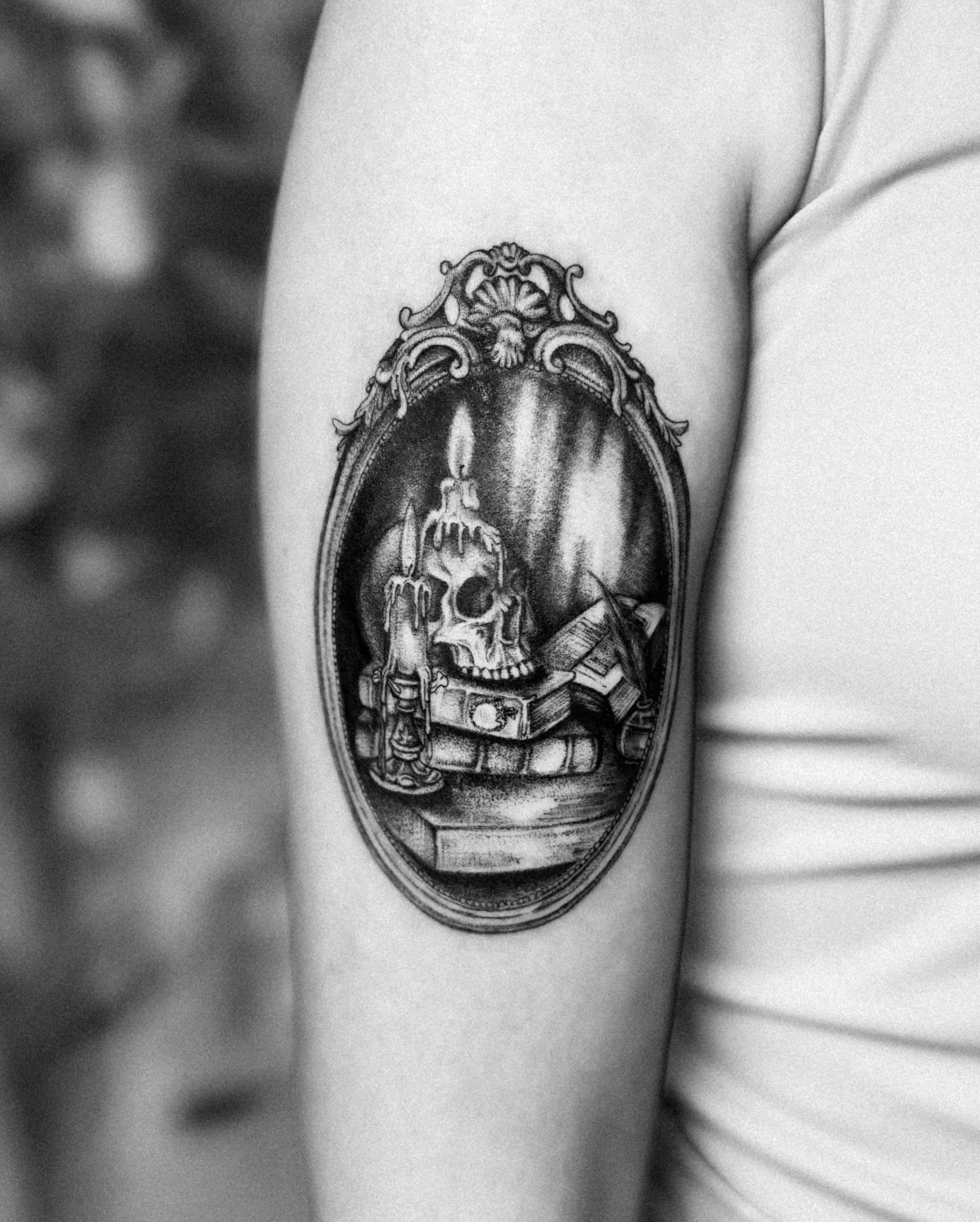 Studies of the Dark Arts🕯️
•Sorry for keeping yall in the dark, Many things are happening with work and moving, We officially have left Washington, and are on our way. Military life ladies understand the ‘not in know’ feeling, until things are basically happening that week. Texas is just a few steps away, so when we settle and find a work spot to get things up and running, I will be announcing it to the rooftop I promise! 🫶🏽💘I always appreciate everyone’s patience.