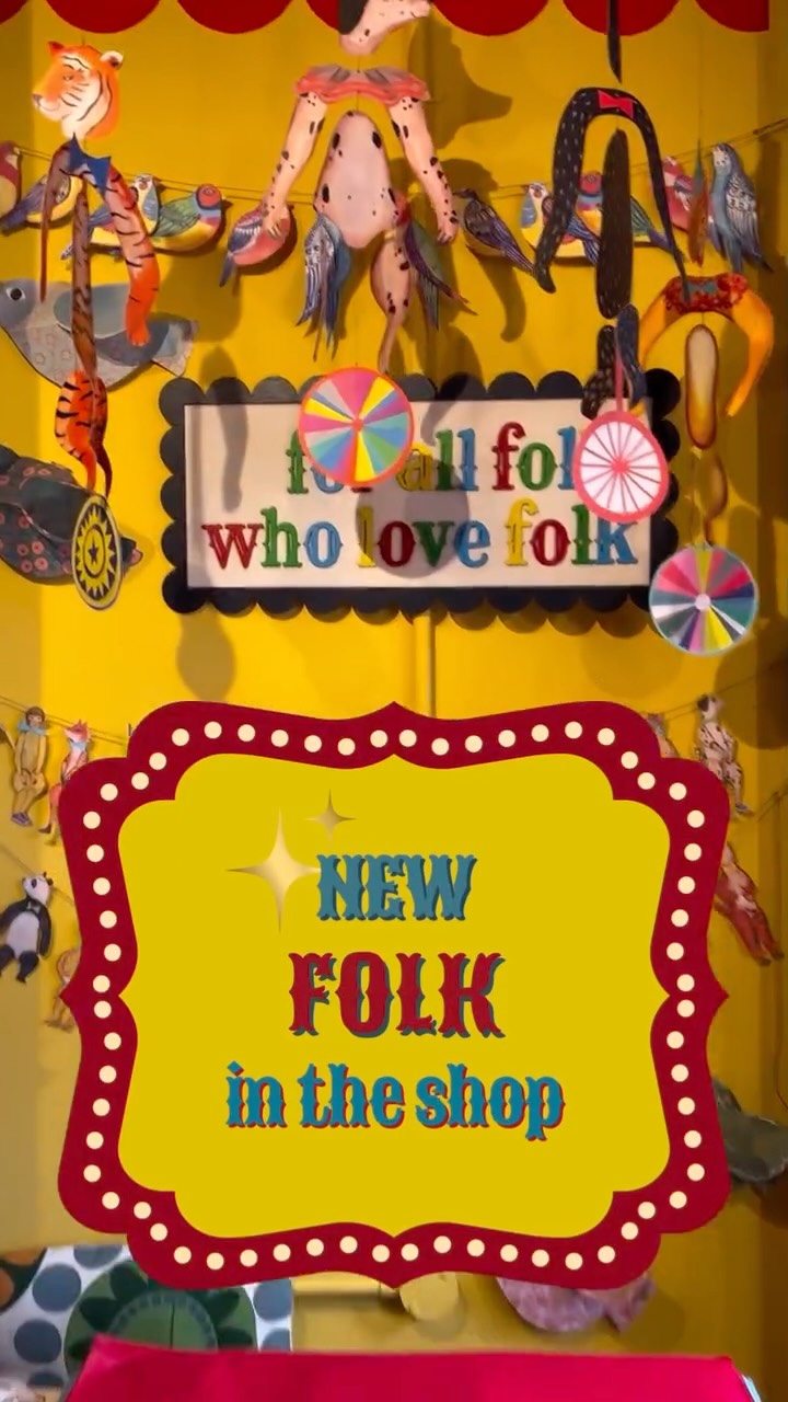 Some new fab folk have just landed at FuzzypegFolk! Cut out animal faces and flying birds from the brilliant The Black Rabbit @blackrabbitnews.
There are 3 kits - Safari Animals, Carousel Horses and Flying Birds - and I managed to snip them all out and hang them all over the shop in next to no time. So nice and easy for children to make with scissor supervision.
And then there are the adorable cards too also from The Black Rabbit. Each comes with a little badge and makes a perfect card/present all-in-one.
All this as well as the ever-popular, wonderful Winitapp @wini_tapp paper animal and bird mobiles and garlands twirling over my counter.
Everything available in the Bungay shop and on my website. Link in bio.
#paperart #paperanimals #papercraft #bungaysuffolk