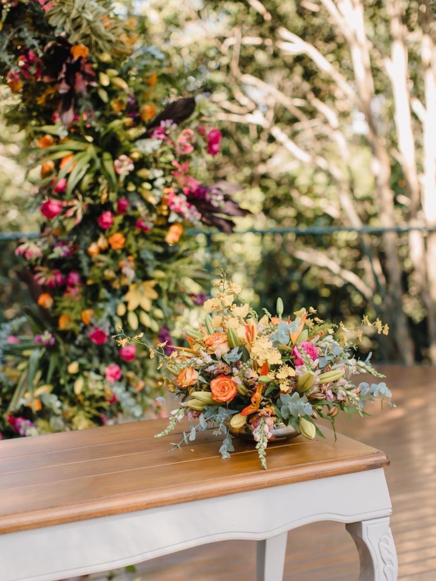 E assim ficou a Cerimônia, um cenário abraçado pelo verde natural do local, cores pensadas para se integrar ao cenário já existente.
Angela & Agnaldo
@altodaspalmeiras
@rafaelbernardiassessoria
@marcialocacoes
@djgelproducoes
@buffet_piemonte
#altodaspalmeiras #wedding #projeto #projet #festas