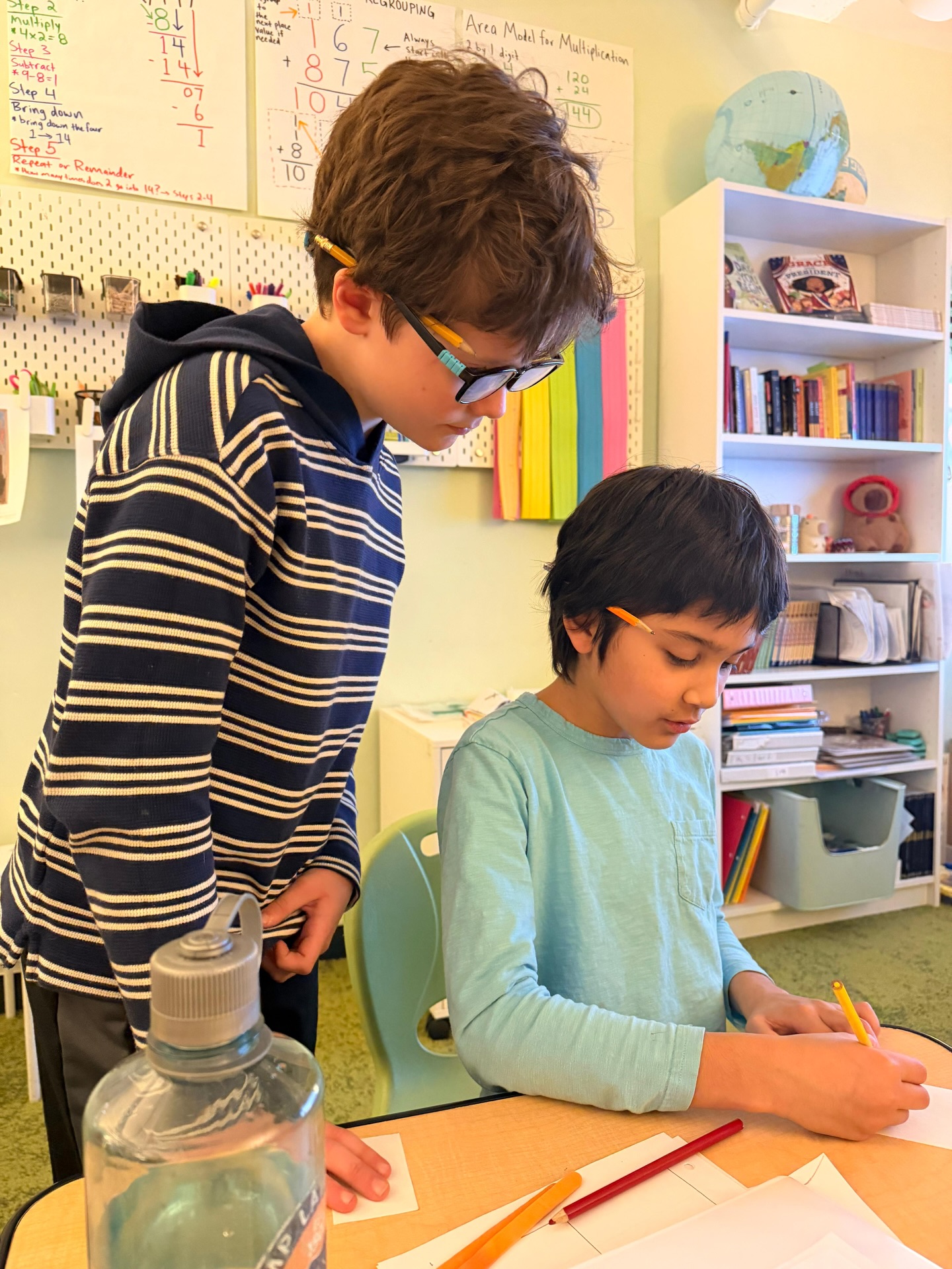 “We are wearing pencils in our ears because we are scientists.” That’s what we call peer reviewed logic. 👨🔬
Hypothesis formed. Tools secured. Nobel speeches pending. 🧪 🧬
#BeExceptional #FutureScientists #STEMJoy #BrainsAtWork #Curiosityandjoy