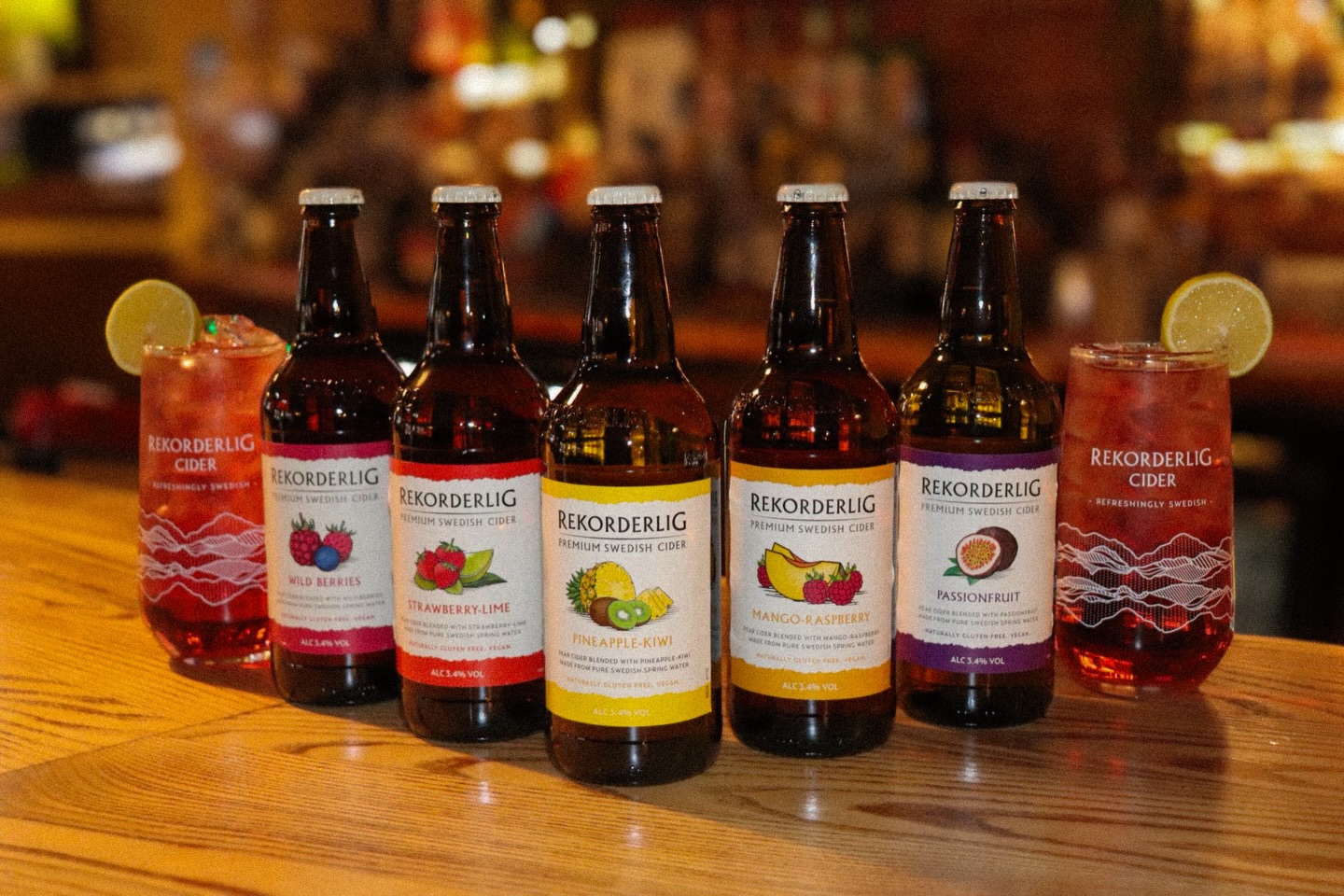 🍍🍓 PASSIONFRUIT? MANGO? WILD BERRIES? 🍇🍋
We’ve stocked up on your favourites 🙌
Rekorderlig is officially chilling behind the bar and ready to be poured over ice ❄️
✨ Wild Berries
✨ Strawberry & Lime
✨ Pineapple & Kiwi
✨ Mango & Raspberry
✨ Passionfruit
Big flavour. Ice cold. Proper lounge vibes.
Which one are you choosing first? 👀👇
#SouthStreetCoffeeHouse #SouthStreetBarAndCoffeeLounge #RekorderligCider #Southend #SouthendOnSea