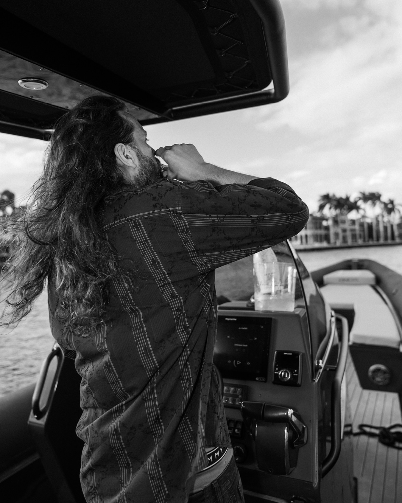 The dream life isn’t a destination.
It’s a moment you choose to live.🥂
#VieDeRêve #LiveTheDream #LuxuryMoments