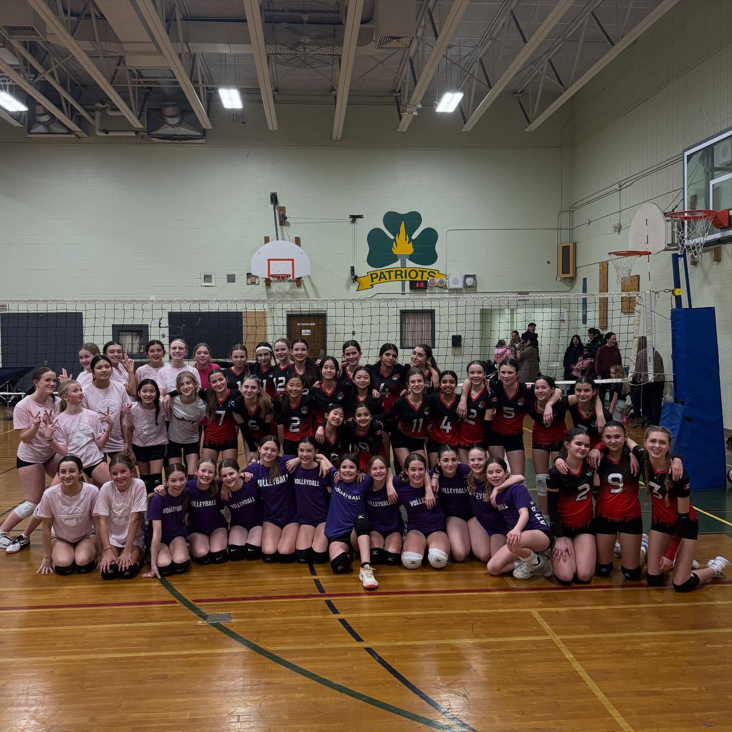 Our 13U Fireflies and Bounce teams invited Galaxy Rockets and Suns to a Friendly Tournament last night💫💪🏻 Thanks to the athletes and coaches for a fun night🏐