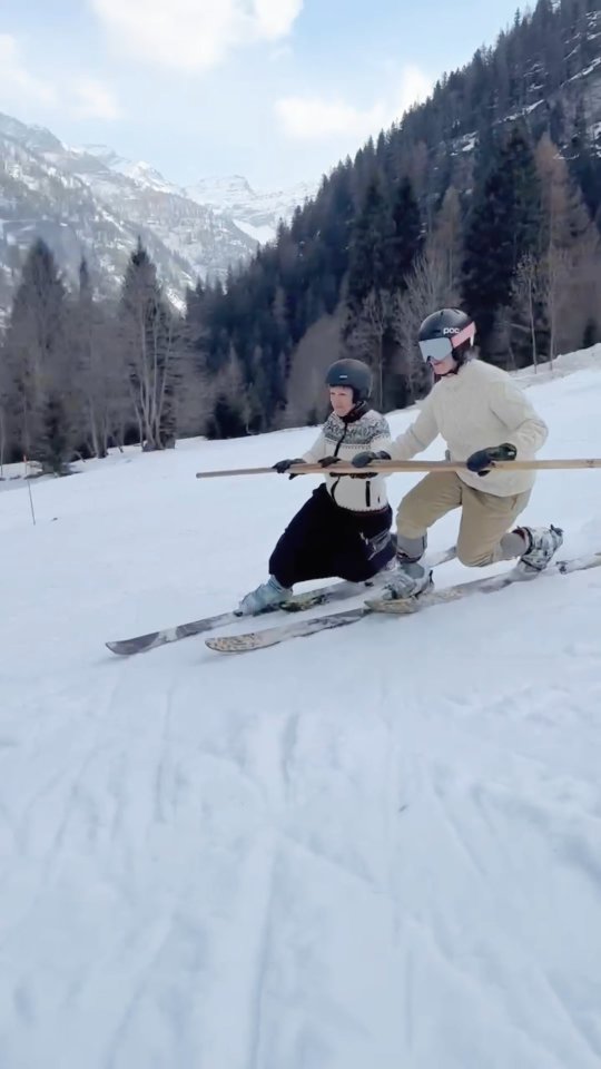 Lo scorso weekend, sulle piste di Formazza,
gli amici del telemark si sono dati appuntamento
per due giorni di sci e divertimento.
Eleganza, passione e condivisione
hanno scandito le giornate sulla neve.
Perché il telemark non è solo uno sport:
è uno stile di vita.
#telemark #freelheel #valformazza #sciare #montagna