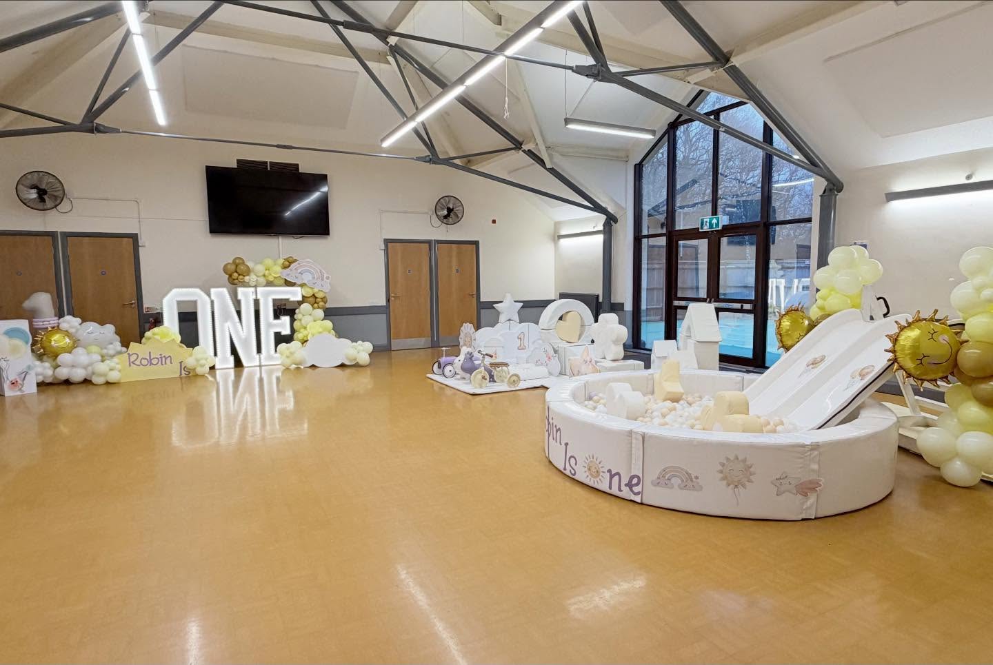 Robin is ☀️ne
What a beautiful set up you have for you special day 🫶
Thank you for choosing dedicated to detail to be a part of your special day
#softplay #ballpit #balloondisplay #fyp #southampton