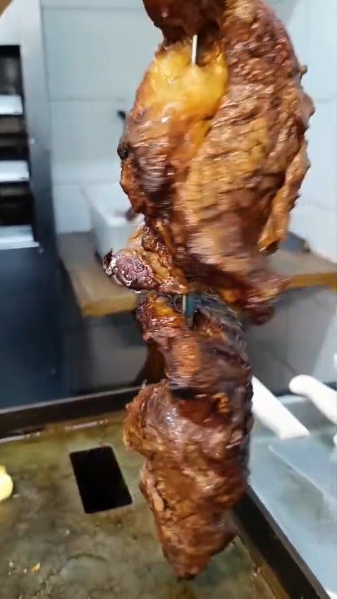 Foco no Fit ou no Tradicional? Aqui no Bento você tem o melhor dos dois mundos. 🥗🥩
Do cardápio Tradicional ao Fit, aqui o sabor caminha junto com qualidade, cuidado e confiança 🍴✨
#BentoRestaurante #ExperiênciaGastronômica #SaborQueAcompanha #ComerBem #CardápioFit #CardápioTradicional