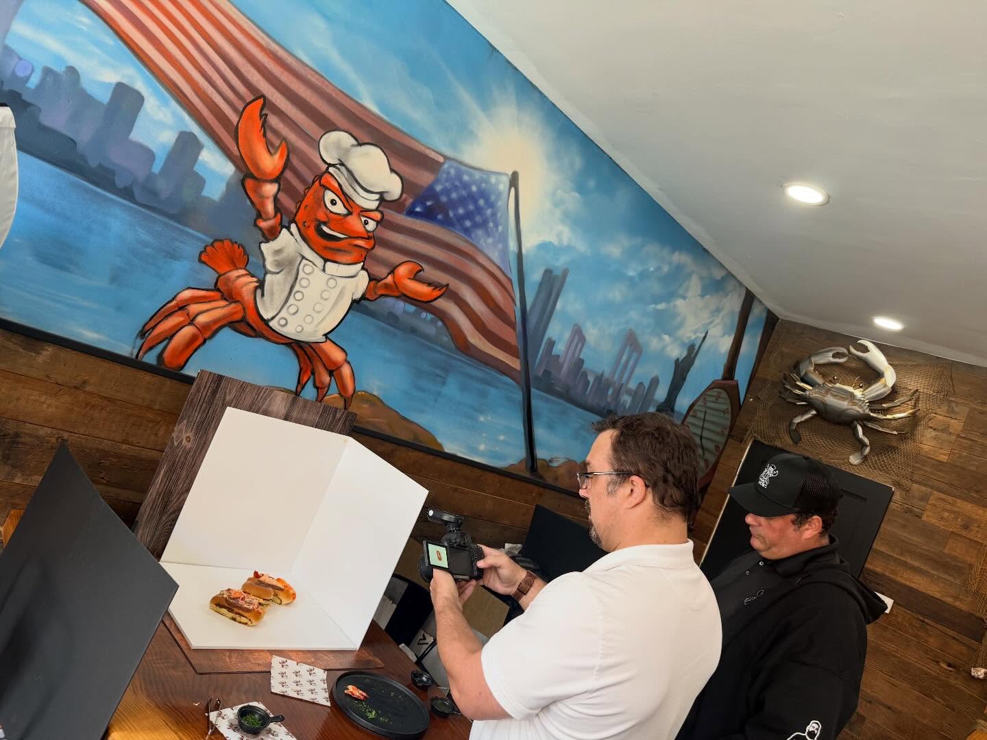 #photoshoot #loading #familybusiness #lobstermakesitbetter #jceats @truevisionphotos @chriscurado