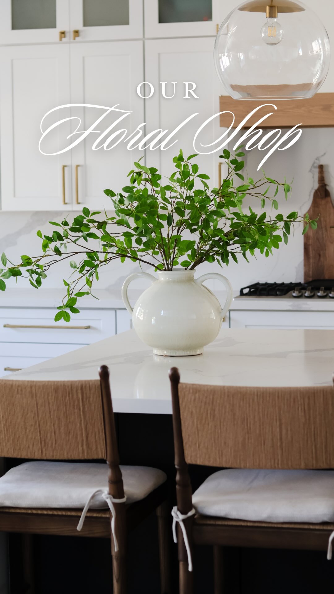 Our Floral Shop is officially live.🌷
Pre-curated drop-in arrangements.
Designer-approved.
Perfect fullness. No guessing. No trimming.
✨And they never wilt.
Limited Availability of our 10 thoughtfully curated styles.
Luxury florals that look real — and stay perfect.
If one catches your eye, don’t wait.
Comment “FLORAL” and we’ll send the link,
or shop through the link in our bio.🌷