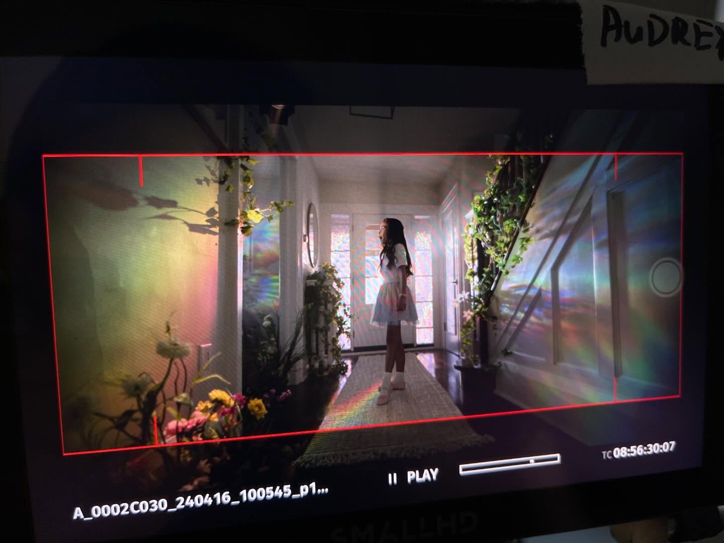 Somewhere over the rainbow